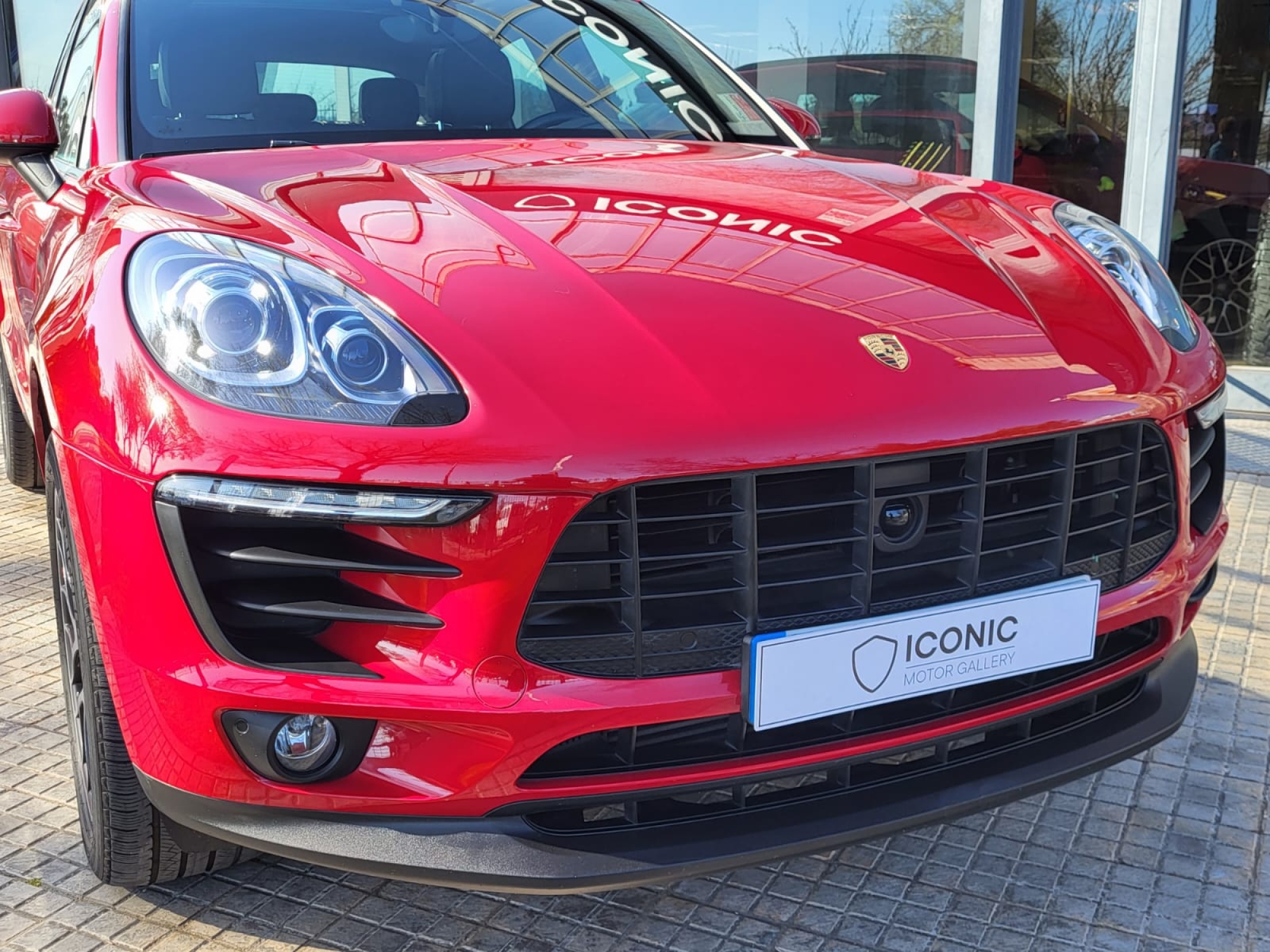 PORSCHE MACAN AUT.