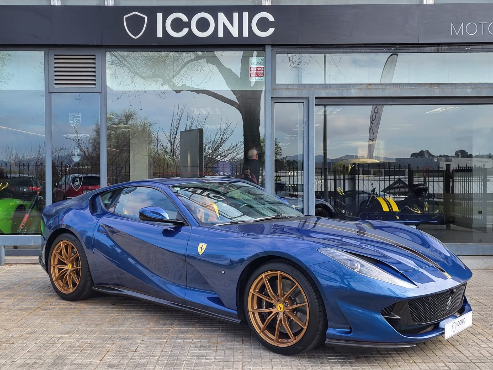 FERRARI 812 SUPERFAST TAILOR MADE