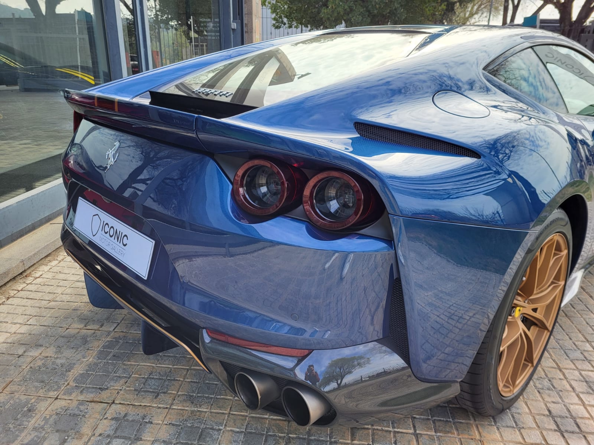 FERRARI 812 SUPERFAST TAILOR MADE