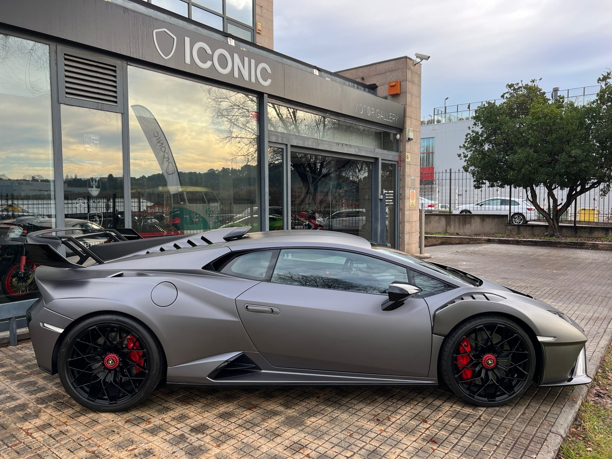 LAMBORGHINI HURACÁN STO RWD