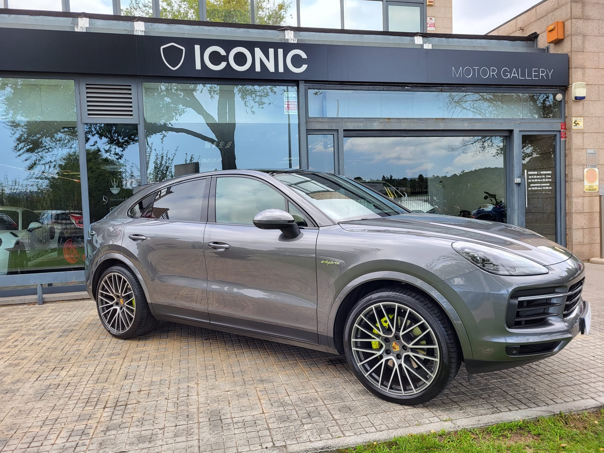 PORSCHE CAYENNE COUPÉ E-HYBRID 