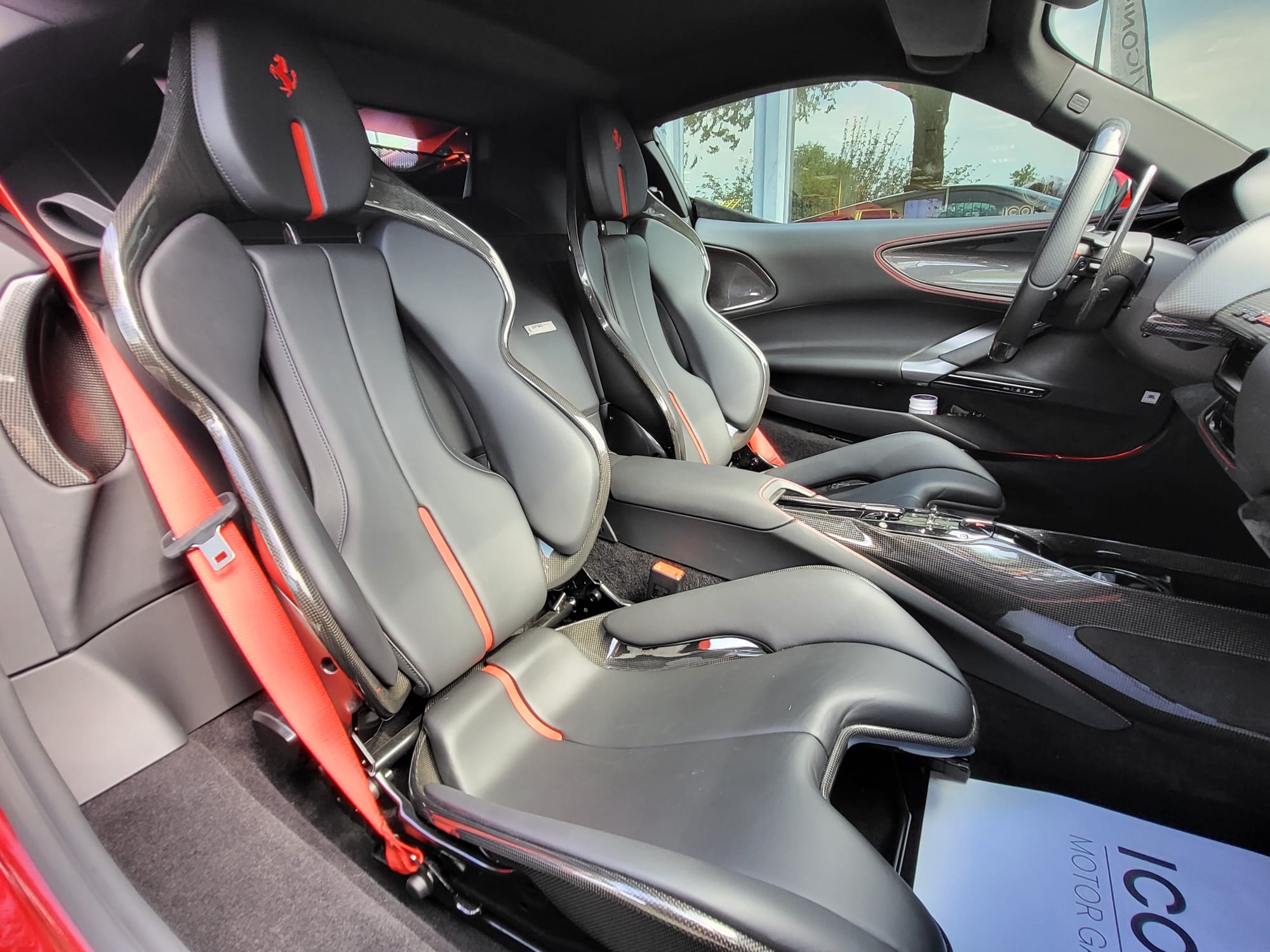 FERRARI SF90 STRADALE COUPÉ