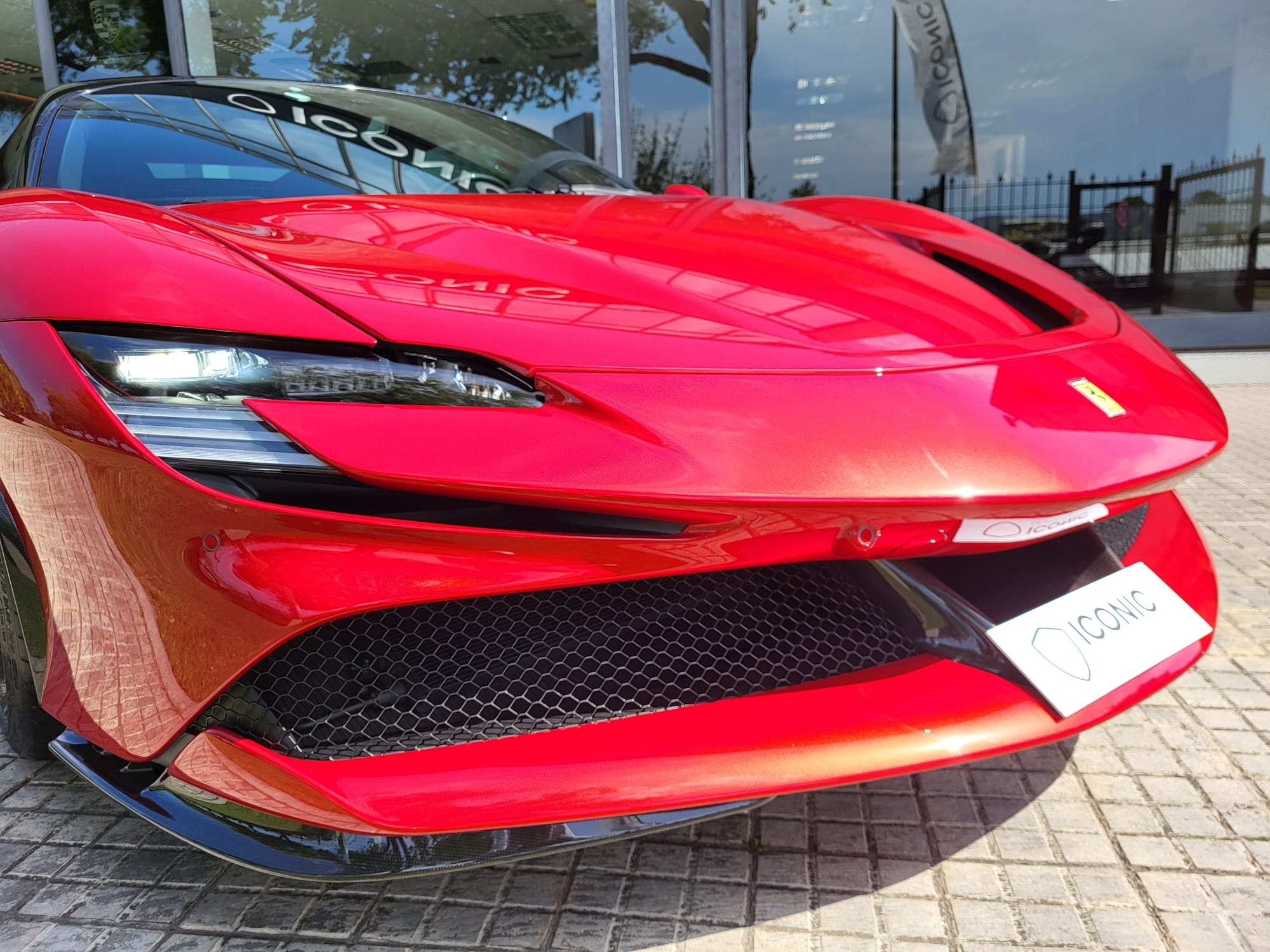 FERRARI SF90 STRADALE COUPÉ