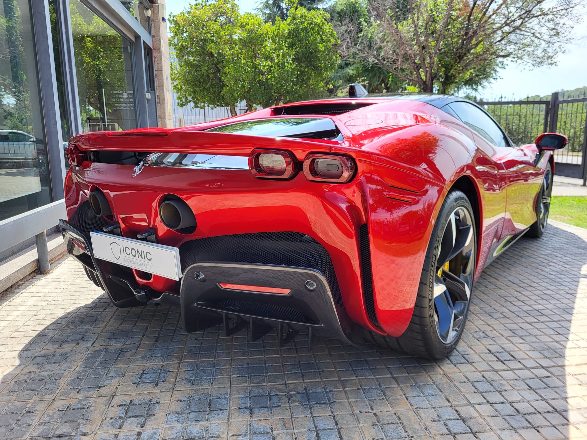 FERRARI SF90 STRADALE COUPÉ