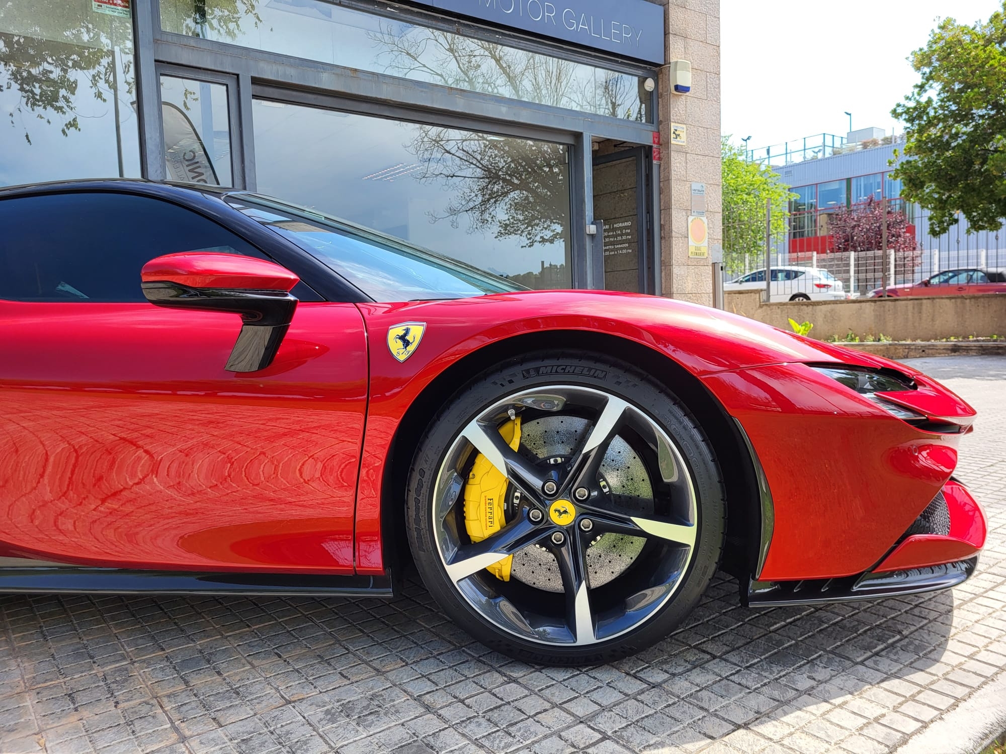 FERRARI SF90 STRADALE COUPÉ