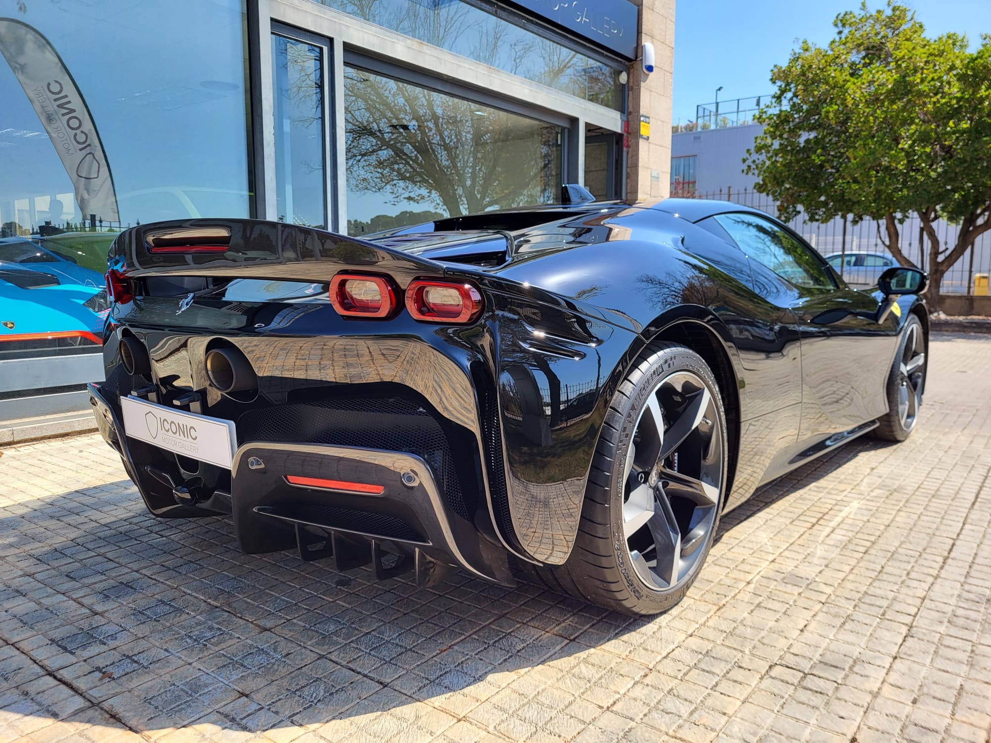 FERRARI SF90 ASSETO FIORANO