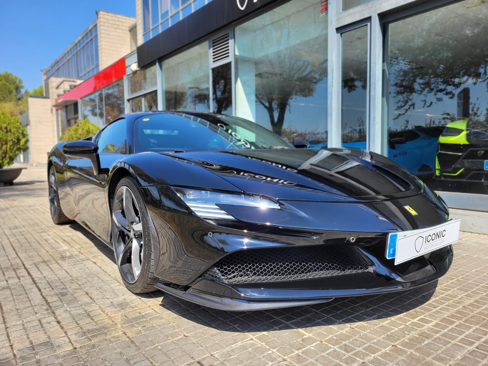 FERRARI SF90 ASSETO FIORANO