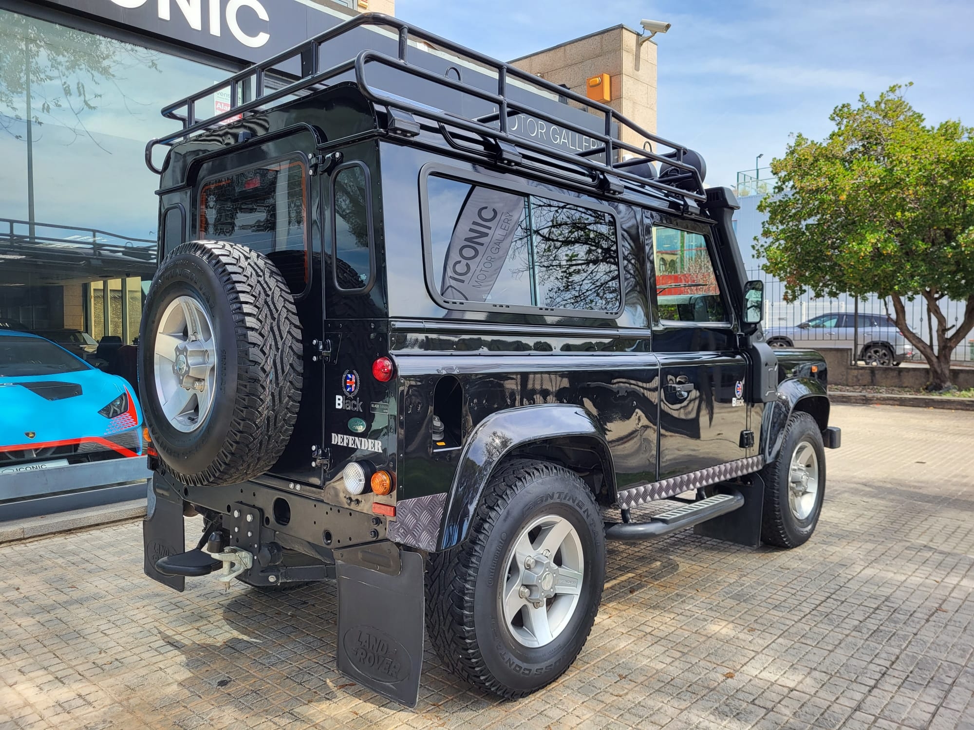 LAND-ROVER DEFENDER 90 BLACK EDITION 16/80