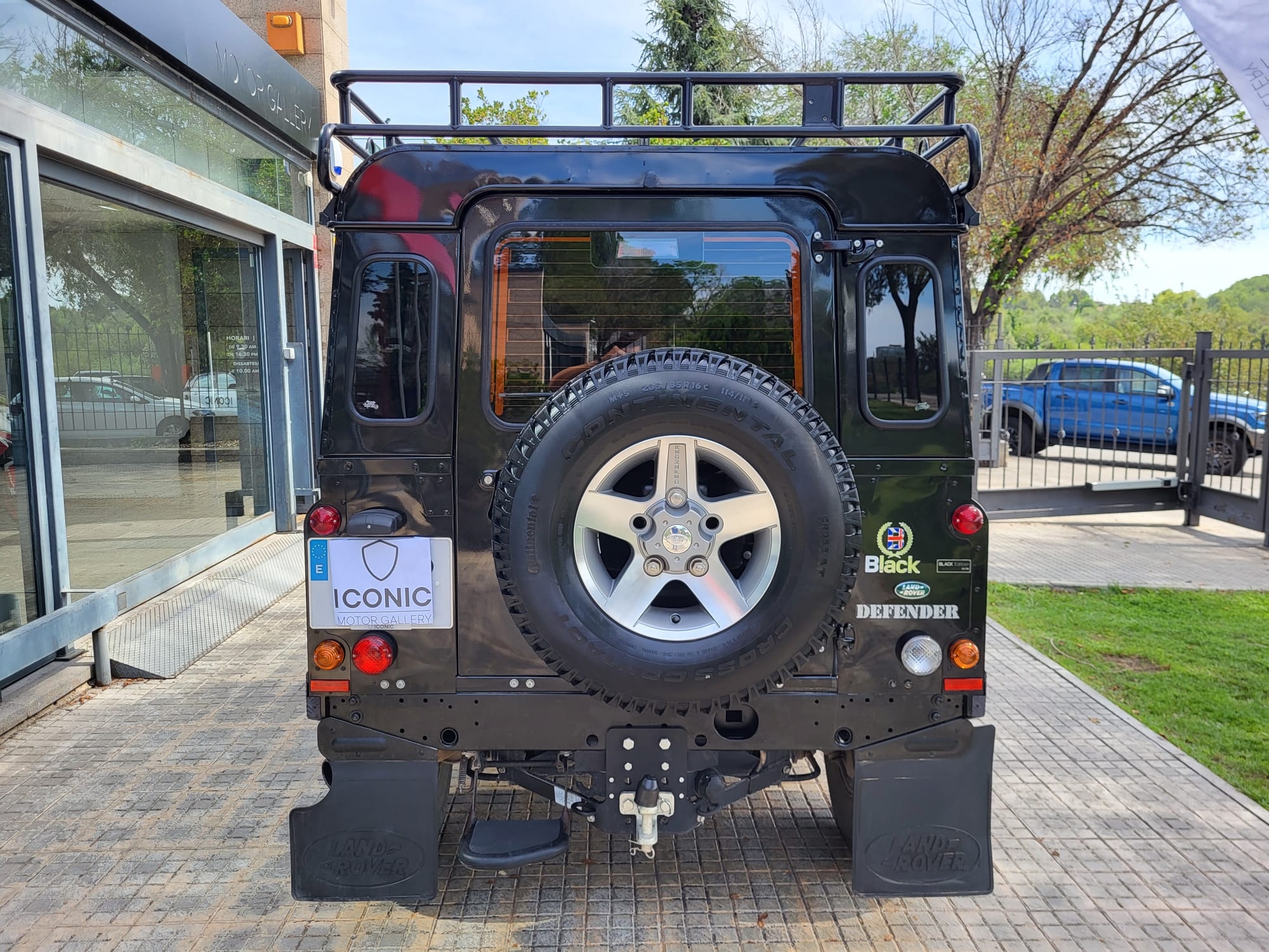 LAND-ROVER DEFENDER 90 BLACK EDITION 16/80