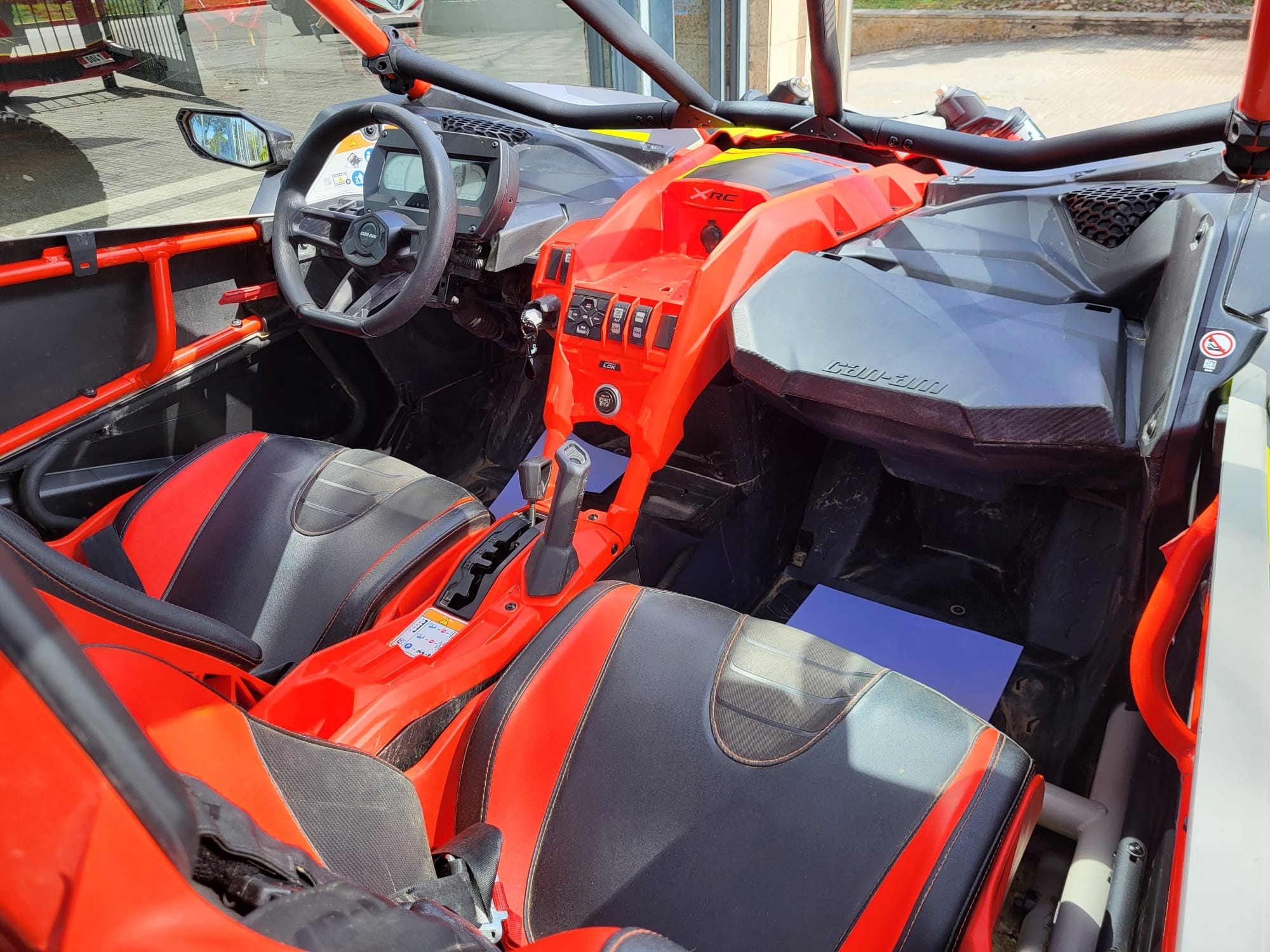 CAN-AM MAVERICK XR-C TURBO RR