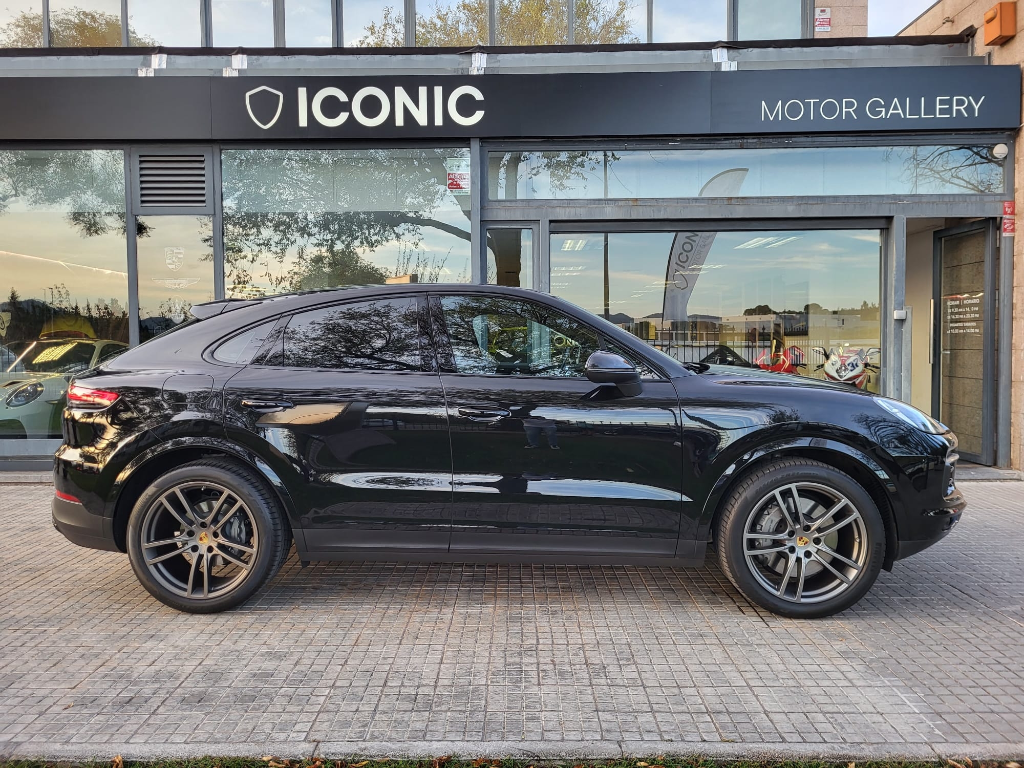 PORSCHE CAYENNE S COUPÉ 