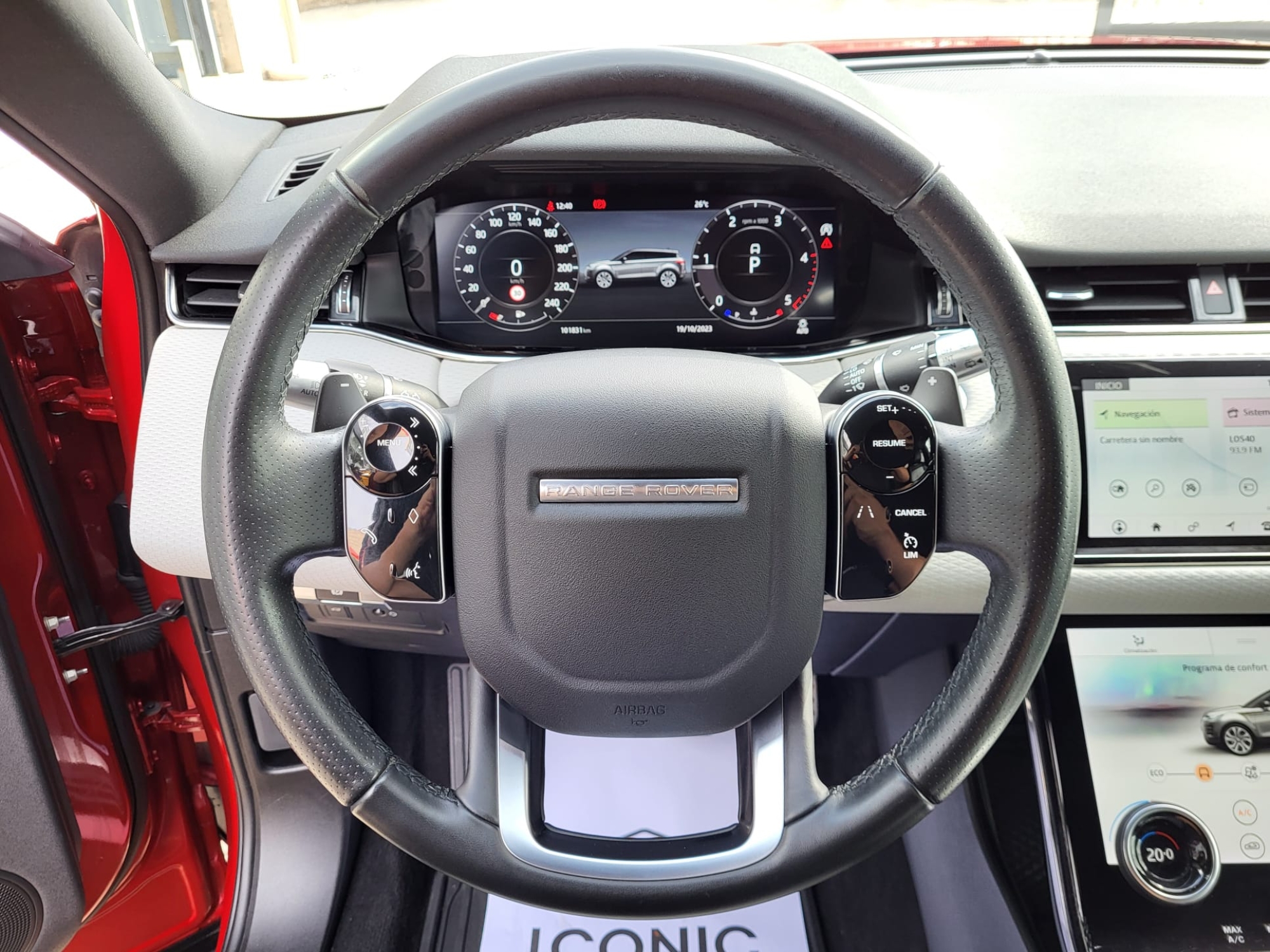 LAND-ROVER RANGE-ROVER EVOQUE 2.0 MHEV R-DYNAMIC