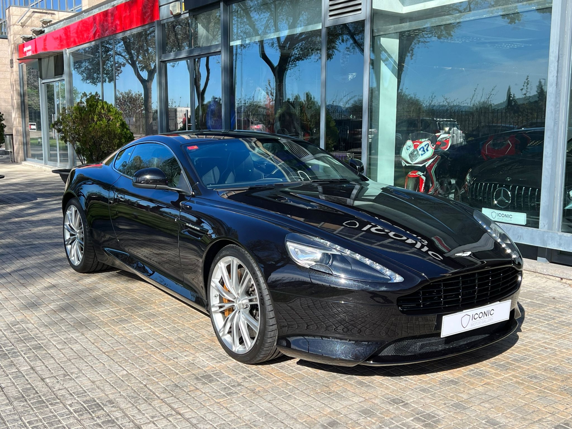 ASTON MARTIN VIRAGE 6.0L V12