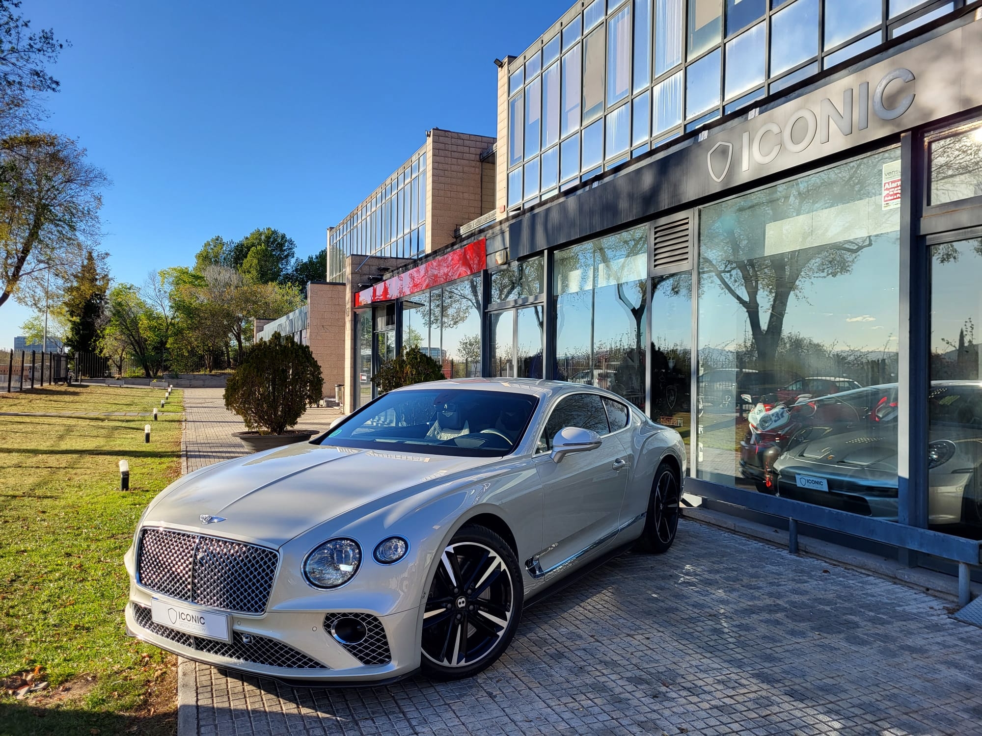 BENTLEY CONTINENTAL GT W12