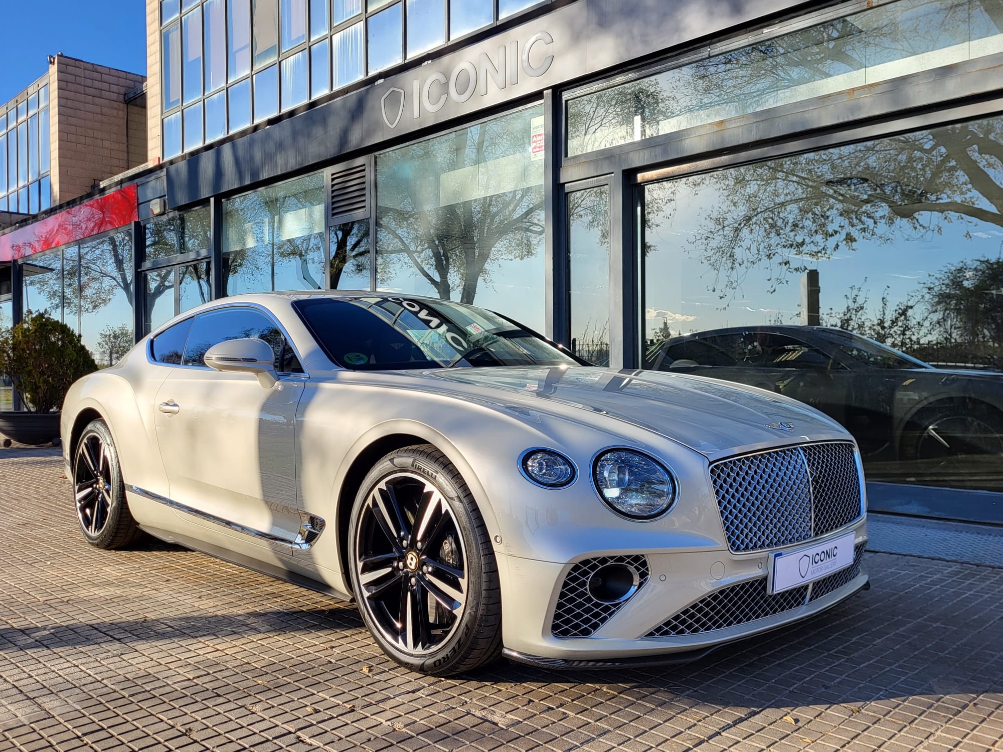 BENTLEY CONTINENTAL GT W12