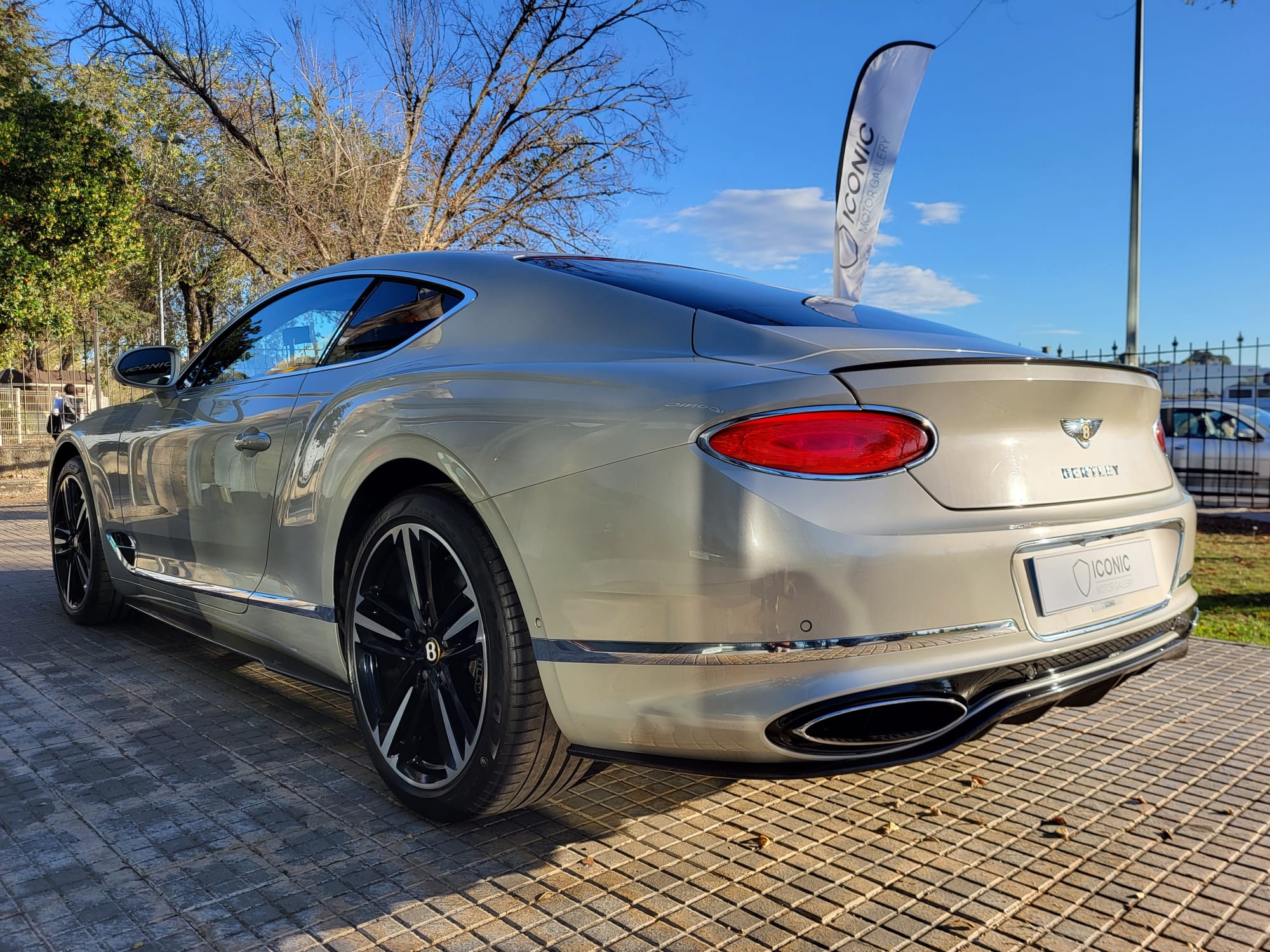 BENTLEY CONTINENTAL GT W12