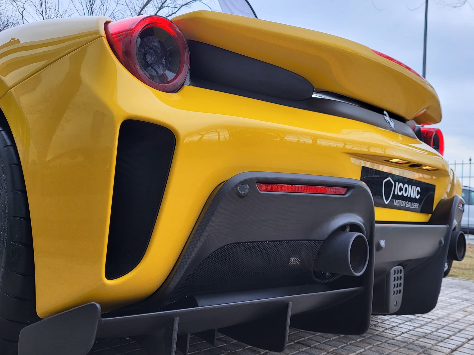 FERRARI 488 PISTA TAILOR MADE