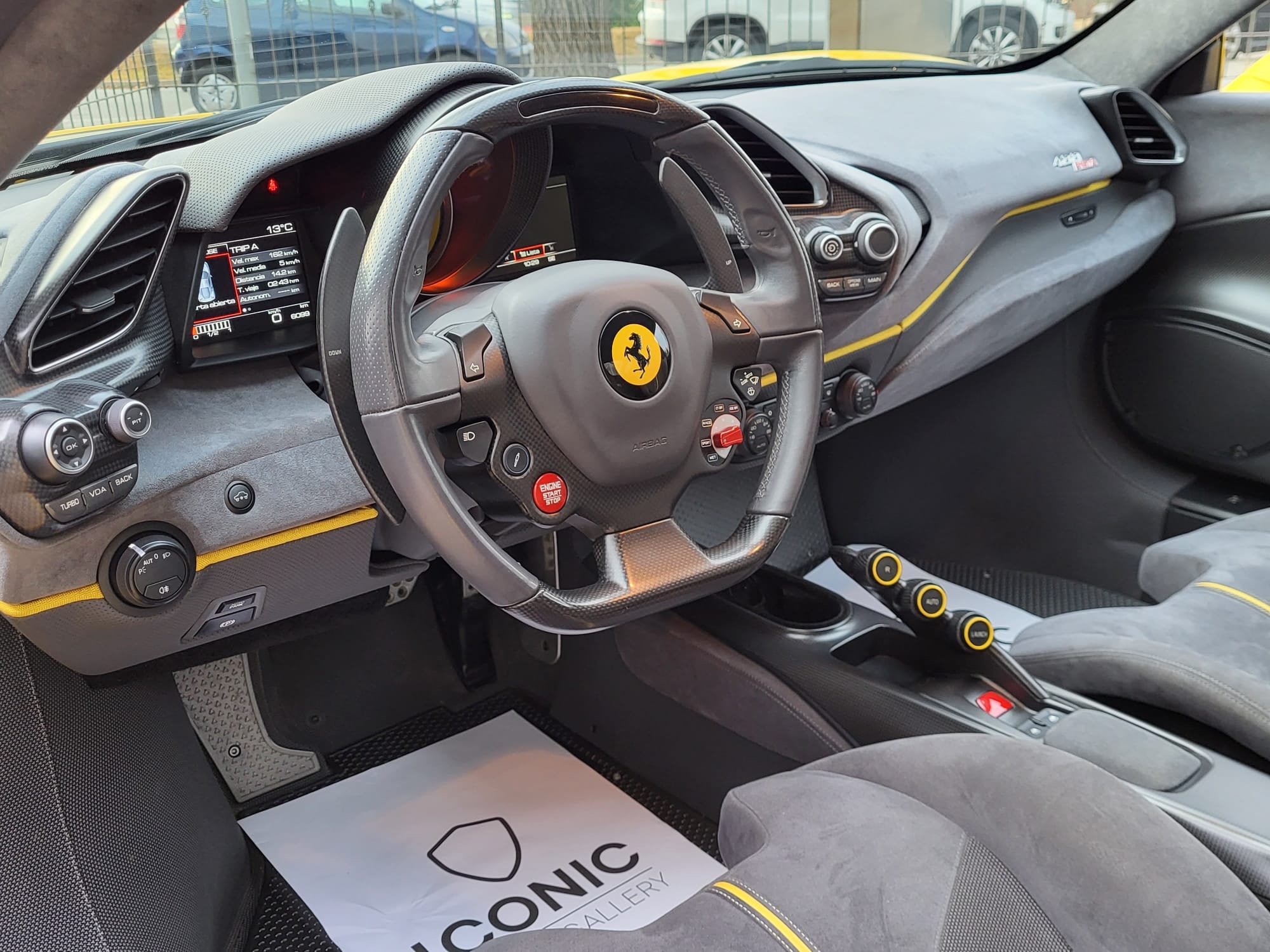 FERRARI 488 PISTA TAILOR MADE