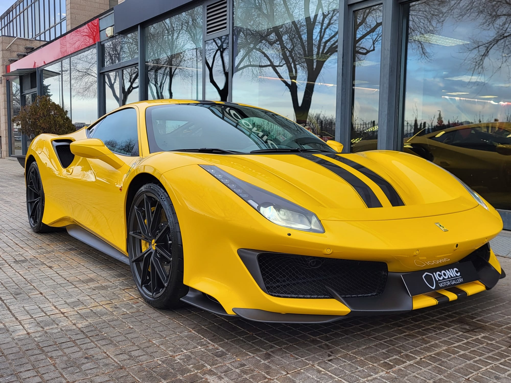 FERRARI 488 PISTA TAILOR MADE