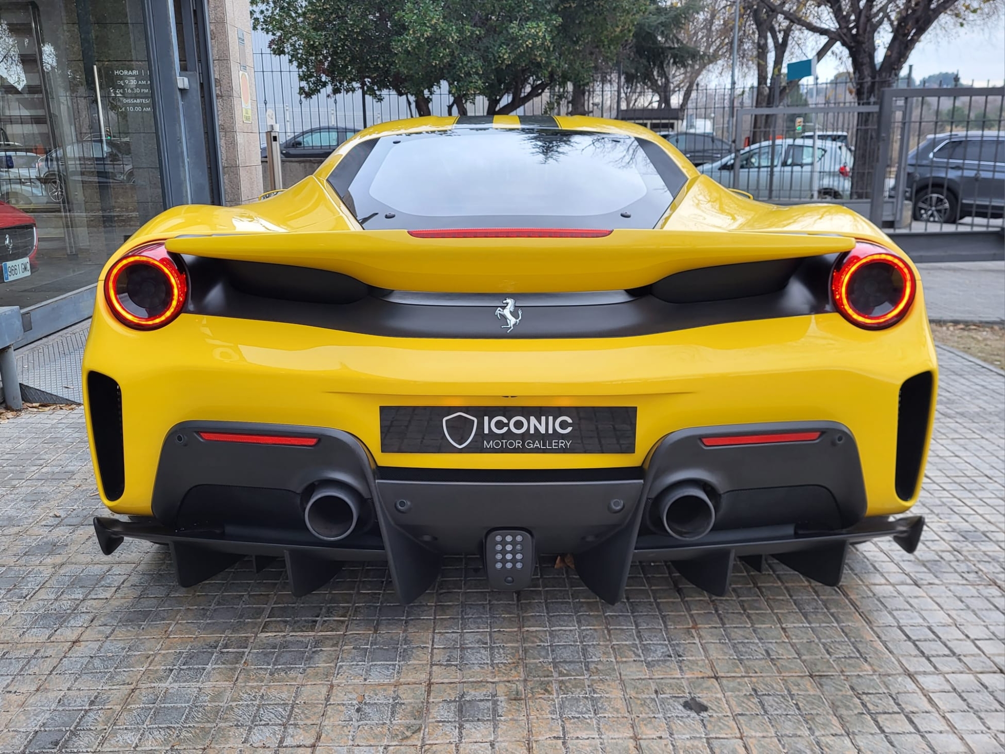 FERRARI 488 PISTA TAILOR MADE