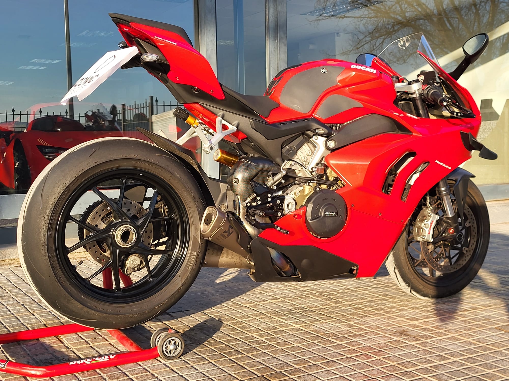 DUCATI PANIGALE V4