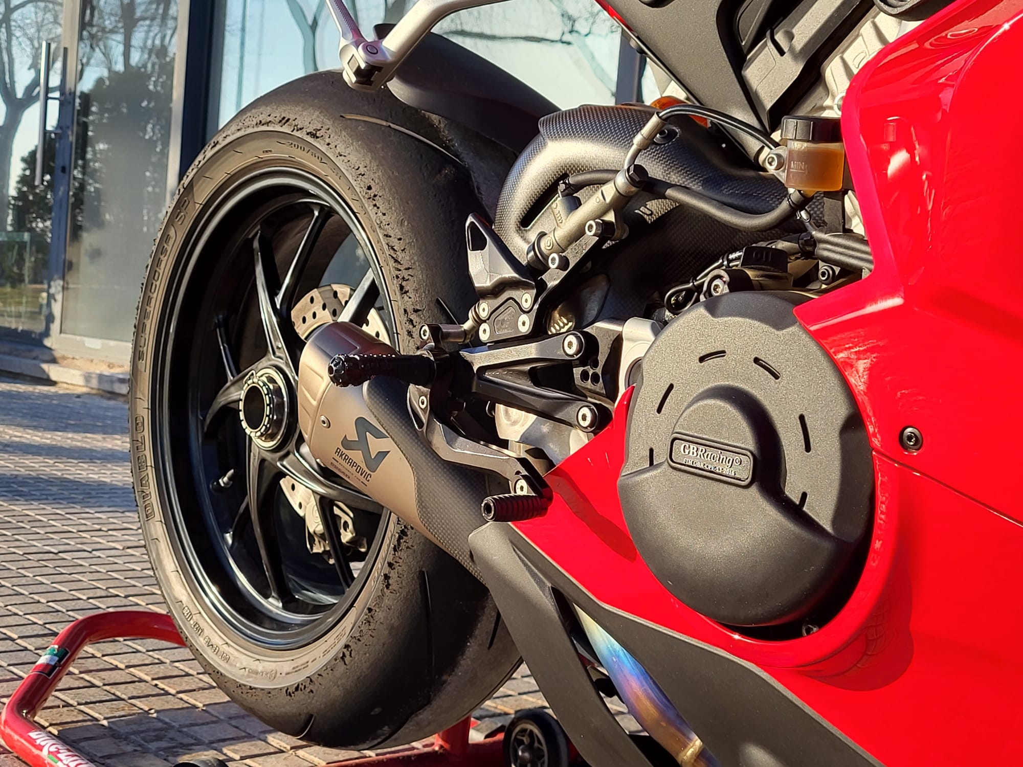 DUCATI PANIGALE V4