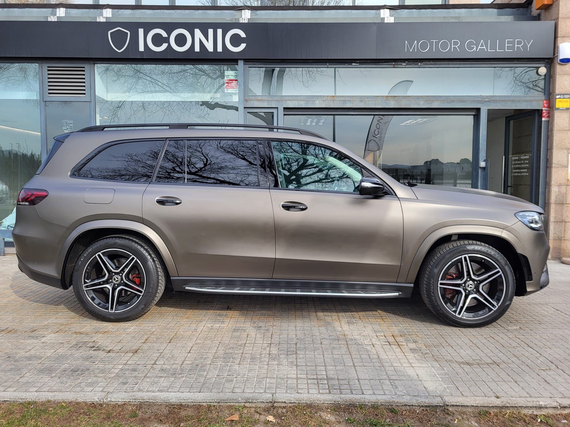 MERCEDES-BENZ GLS 400d 4MATIC