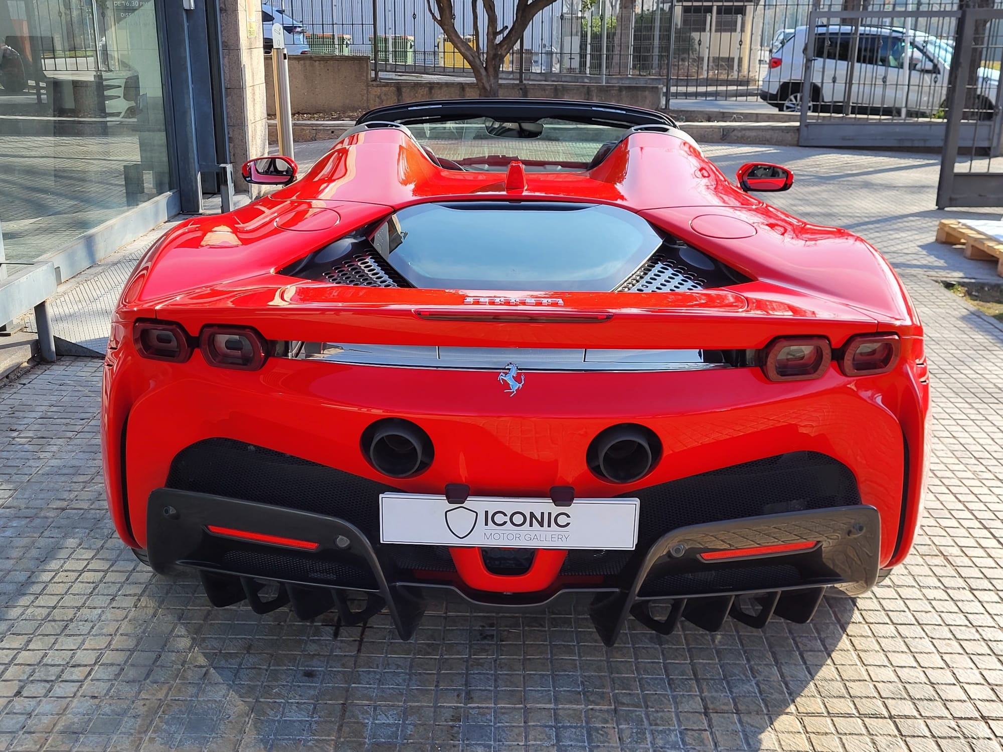 FERRARI SF90 SPIDER