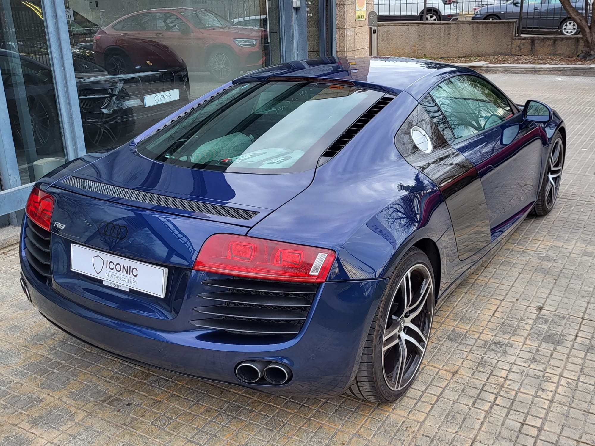 AUDI R8 4.2 FSI QUATTRO MANUAL