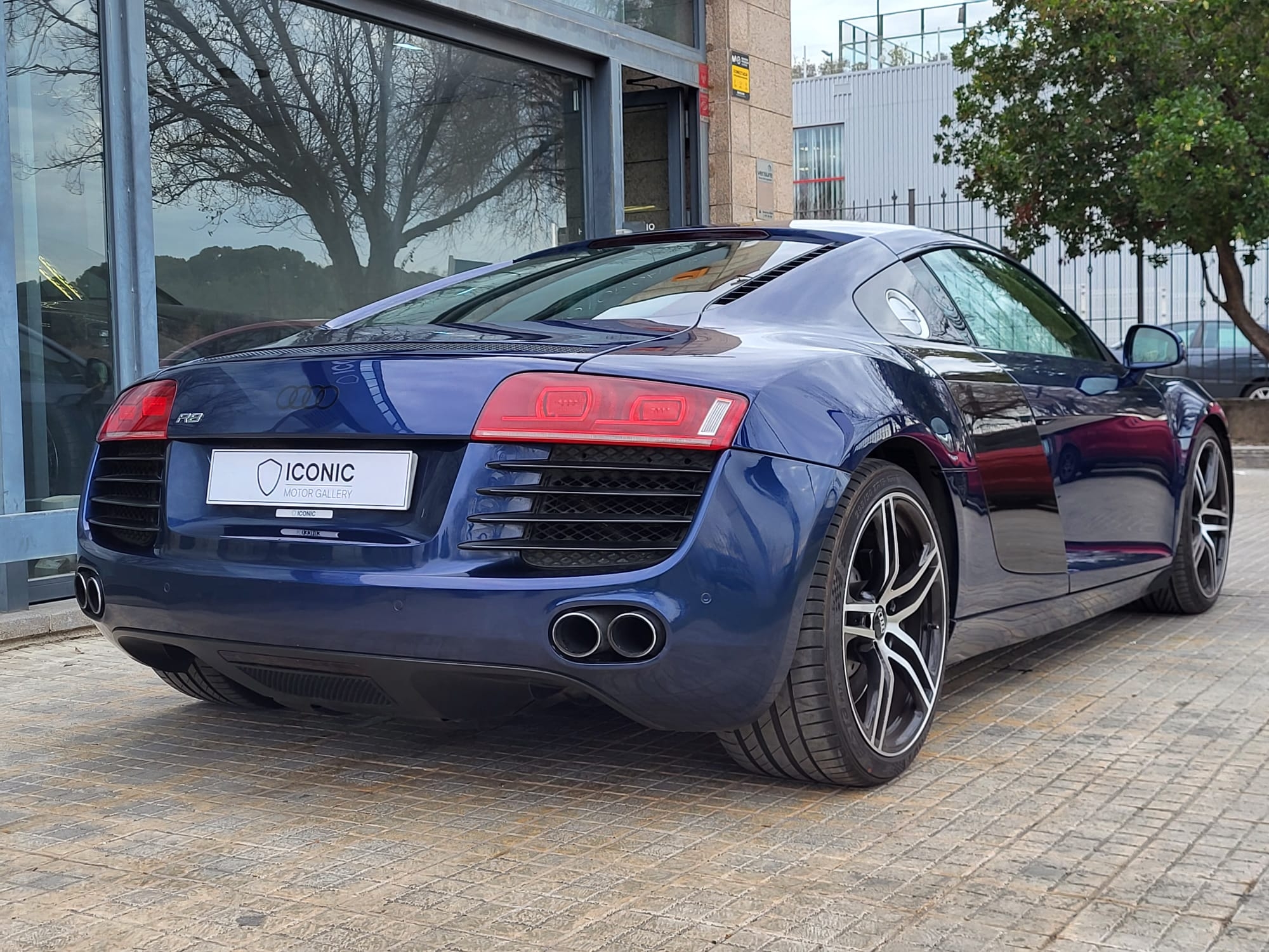 AUDI R8 4.2 FSI QUATTRO MANUAL