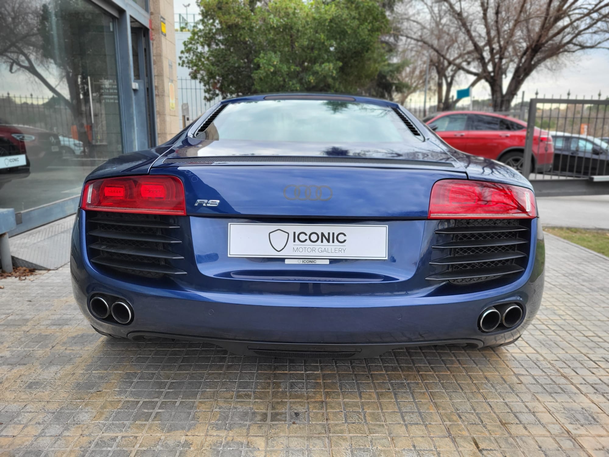 AUDI R8 4.2 FSI QUATTRO MANUAL