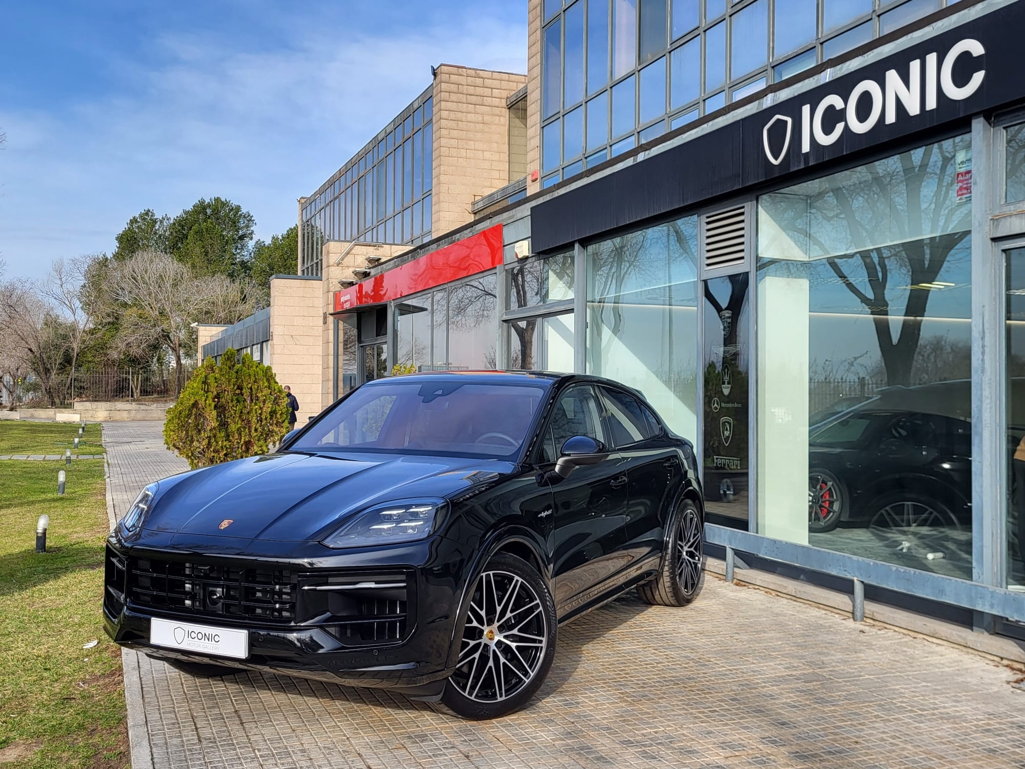 PORSCHE CAYENNE EHYBRID COUPÉ