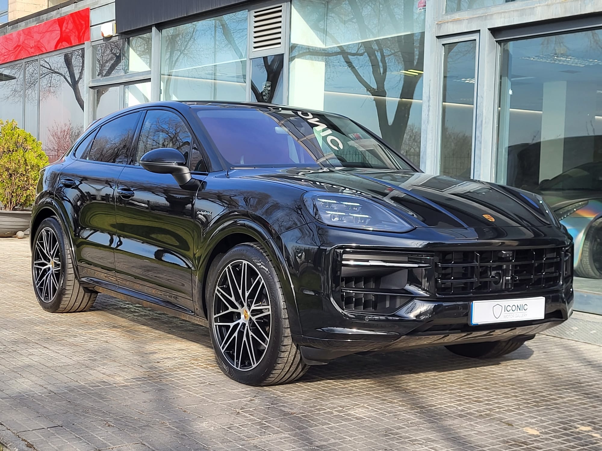 PORSCHE CAYENNE EHYBRID COUPÉ