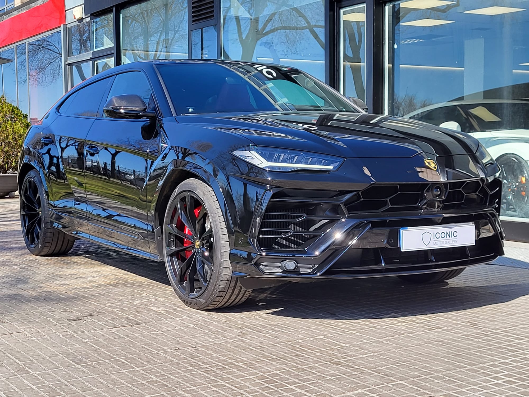 LAMBORGHINI URUS 4.0 V8