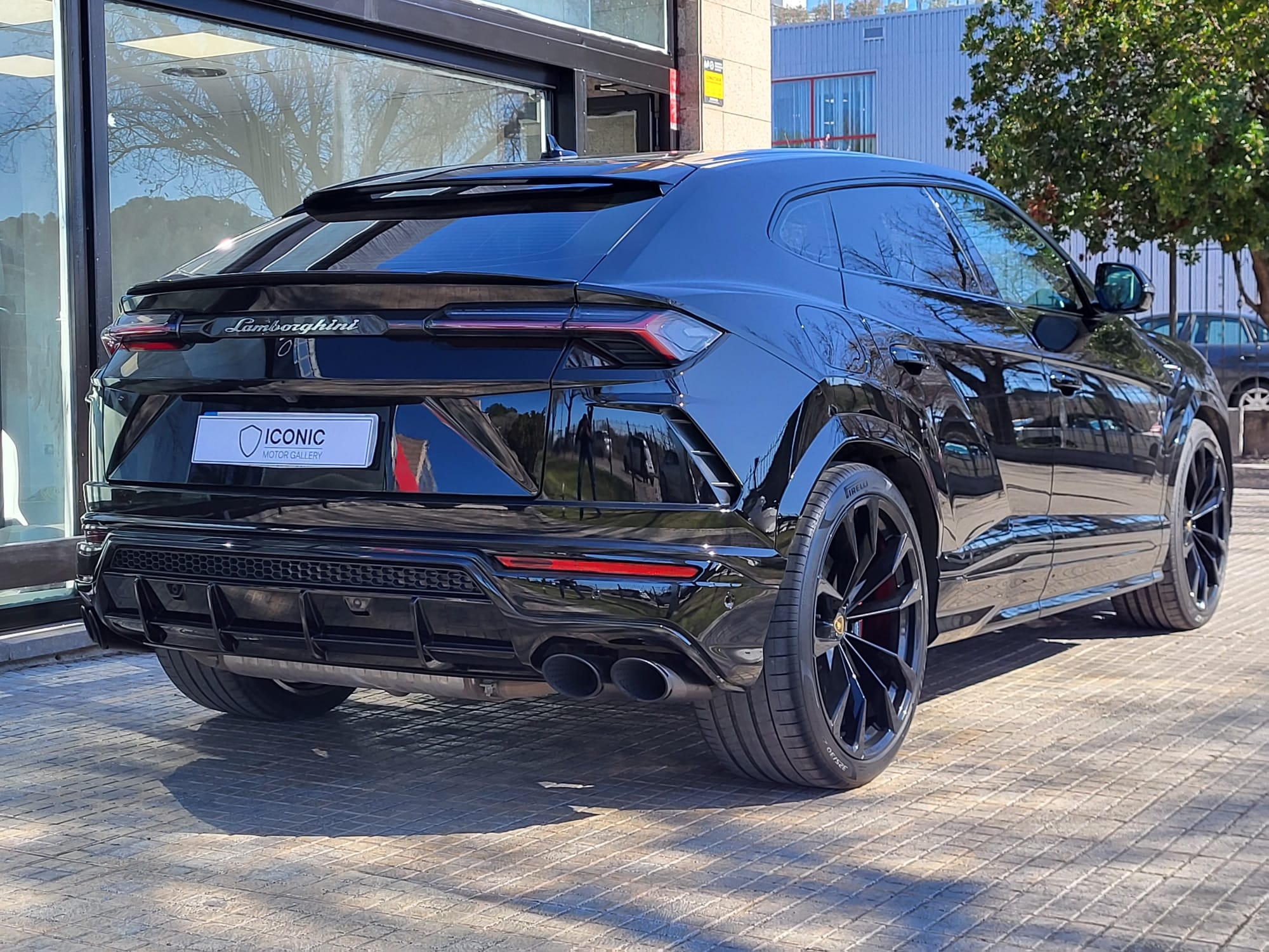 LAMBORGHINI URUS 4.0 V8