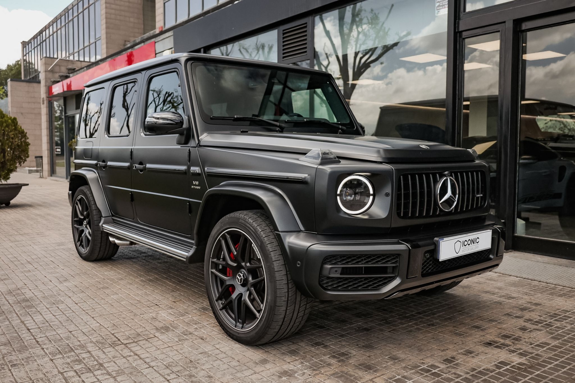 MERCEDES-BENZ G63 AMG