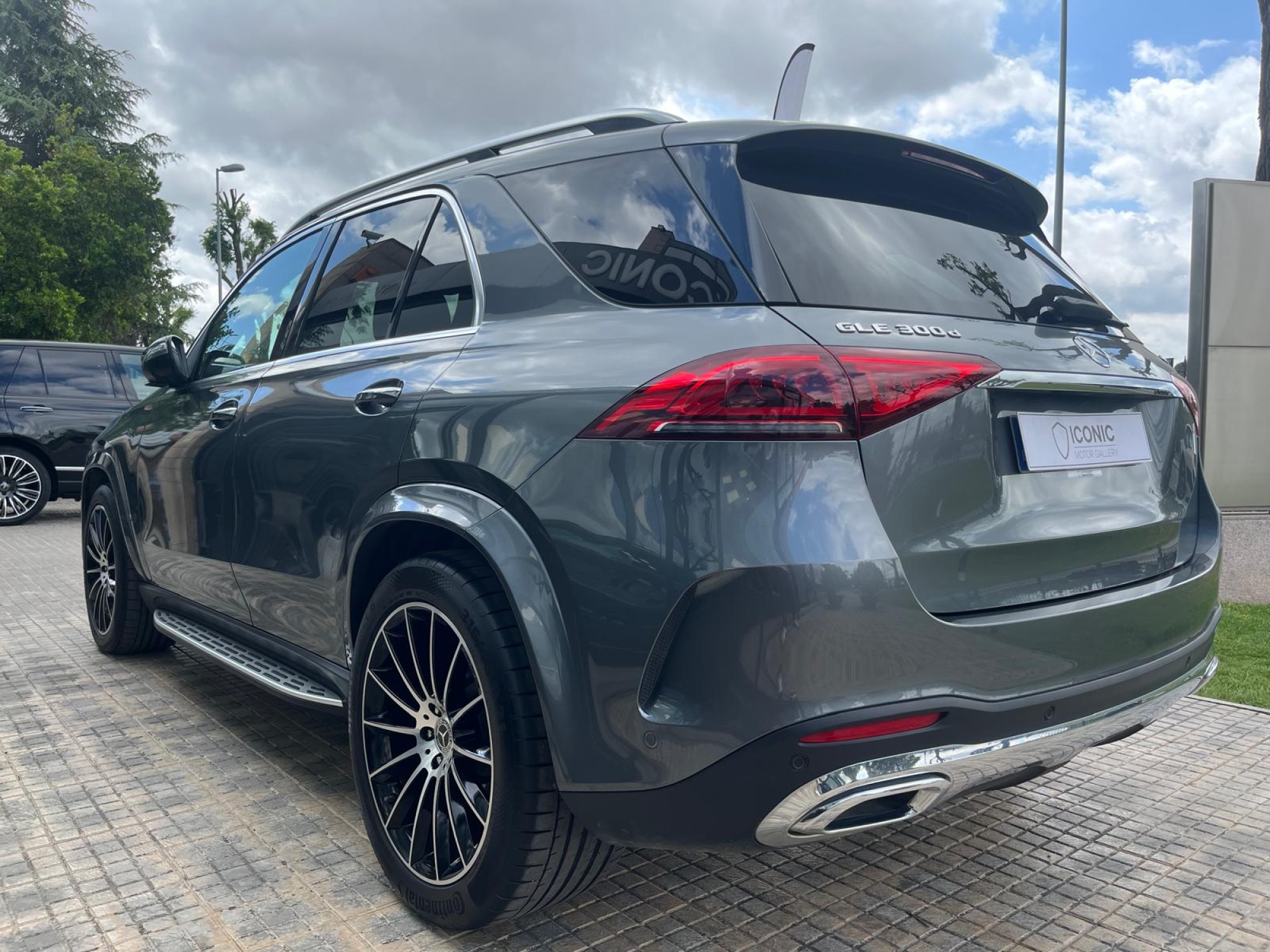 MERCEDES-BENZ GLE 300D EQ BOOST