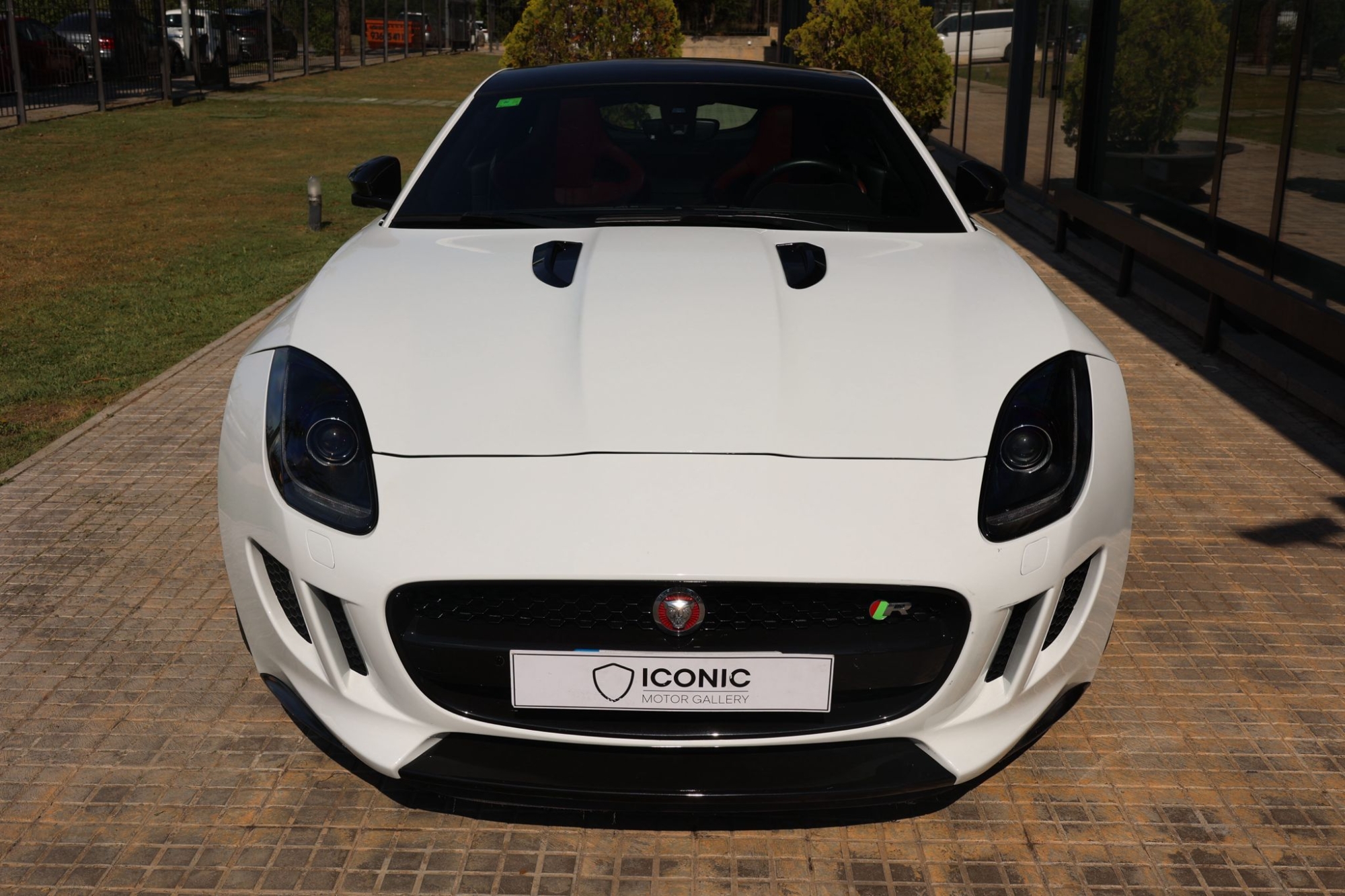 JAGUAR F-TYPE R