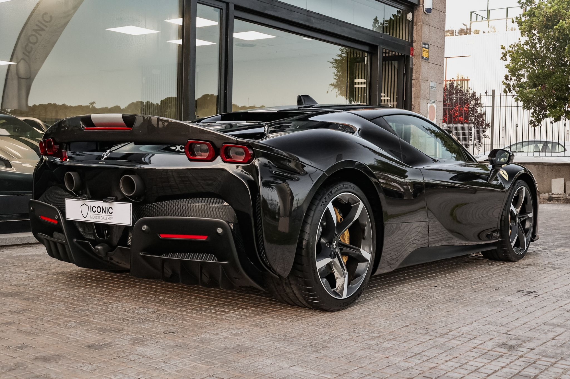 FERRARI SF90 ASSETO FIORANO