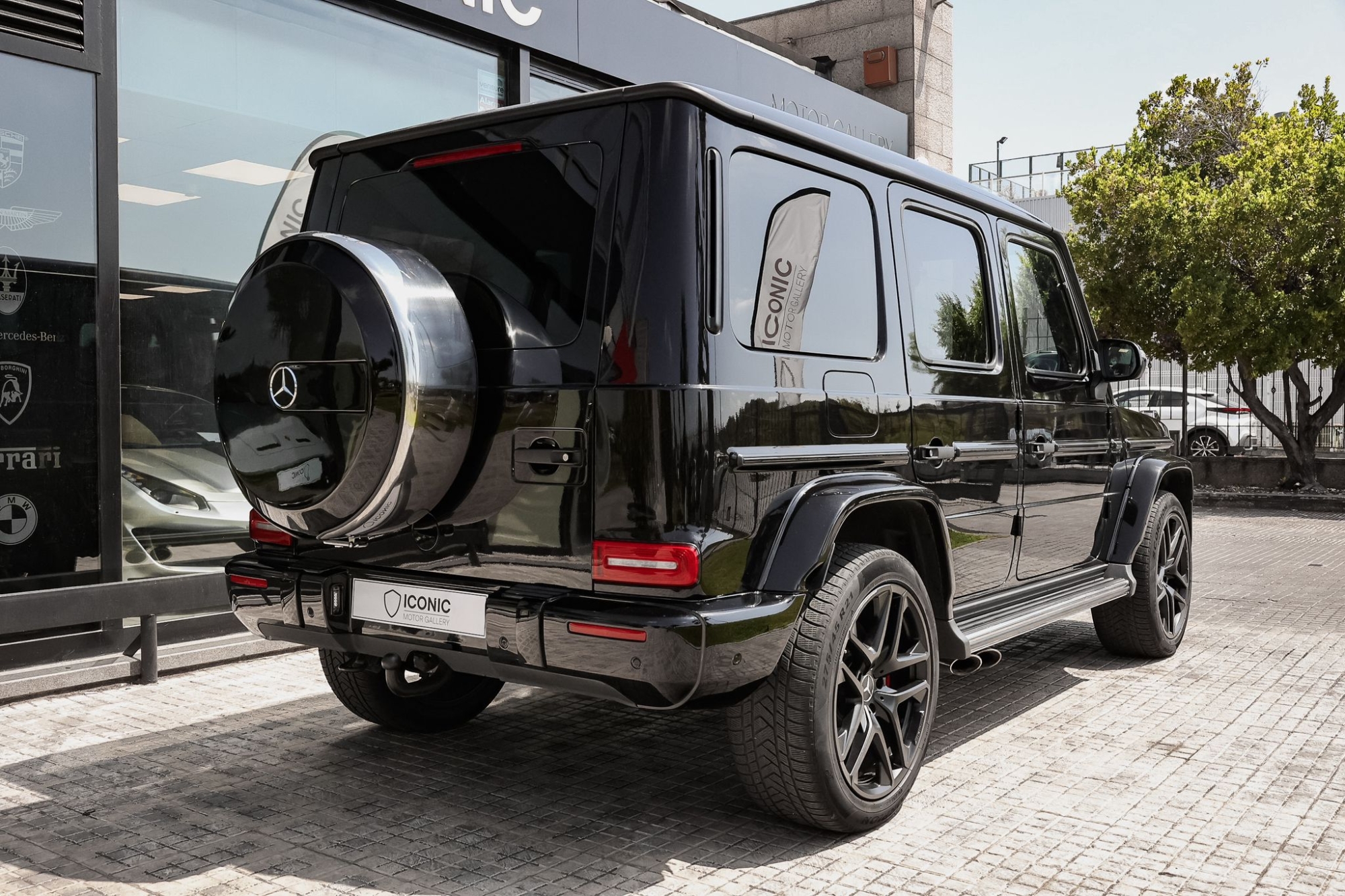 MERCEDES-BENZ G63 AMG