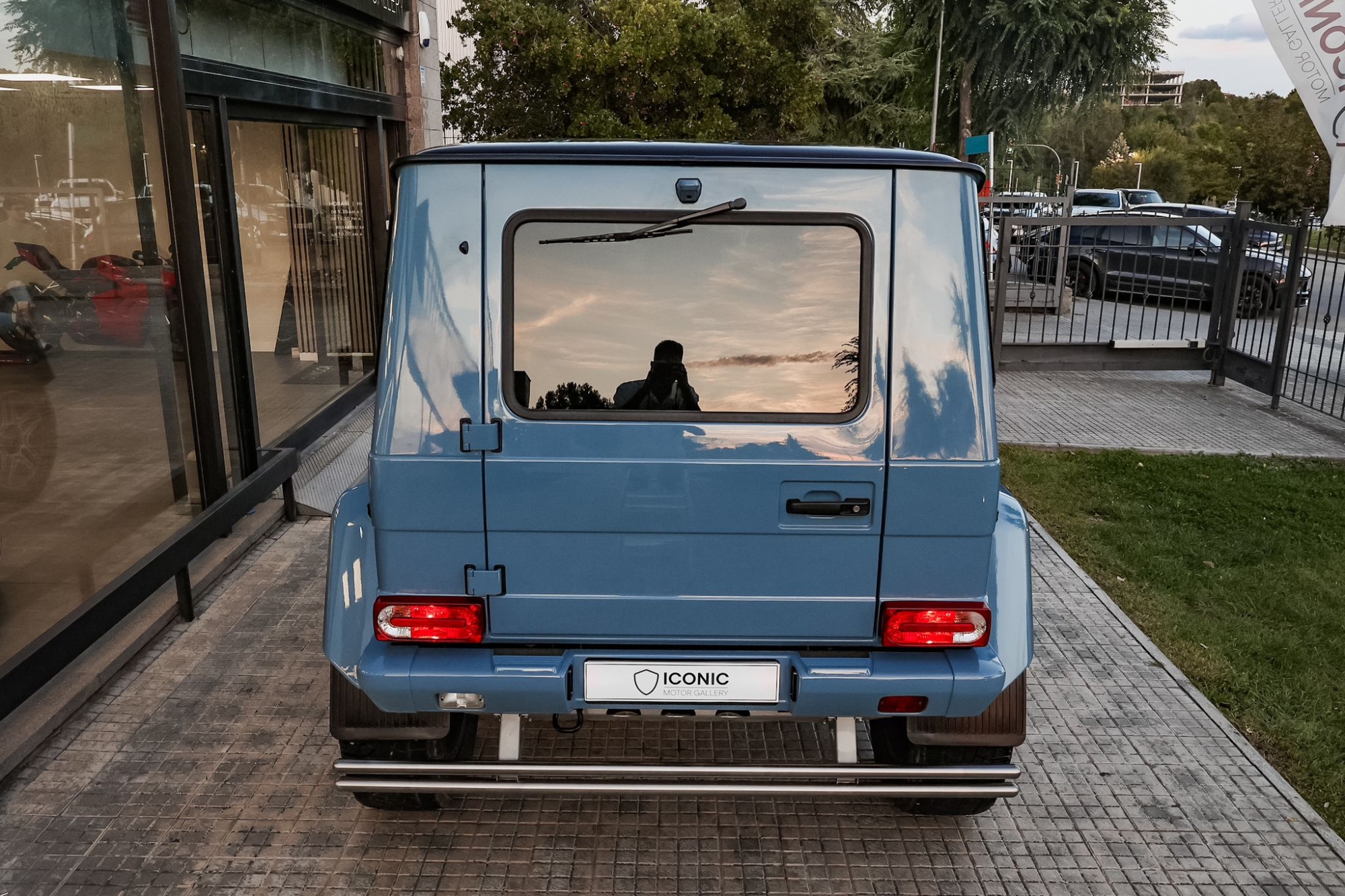 MERCEDES-BENZ G500 4x4 2