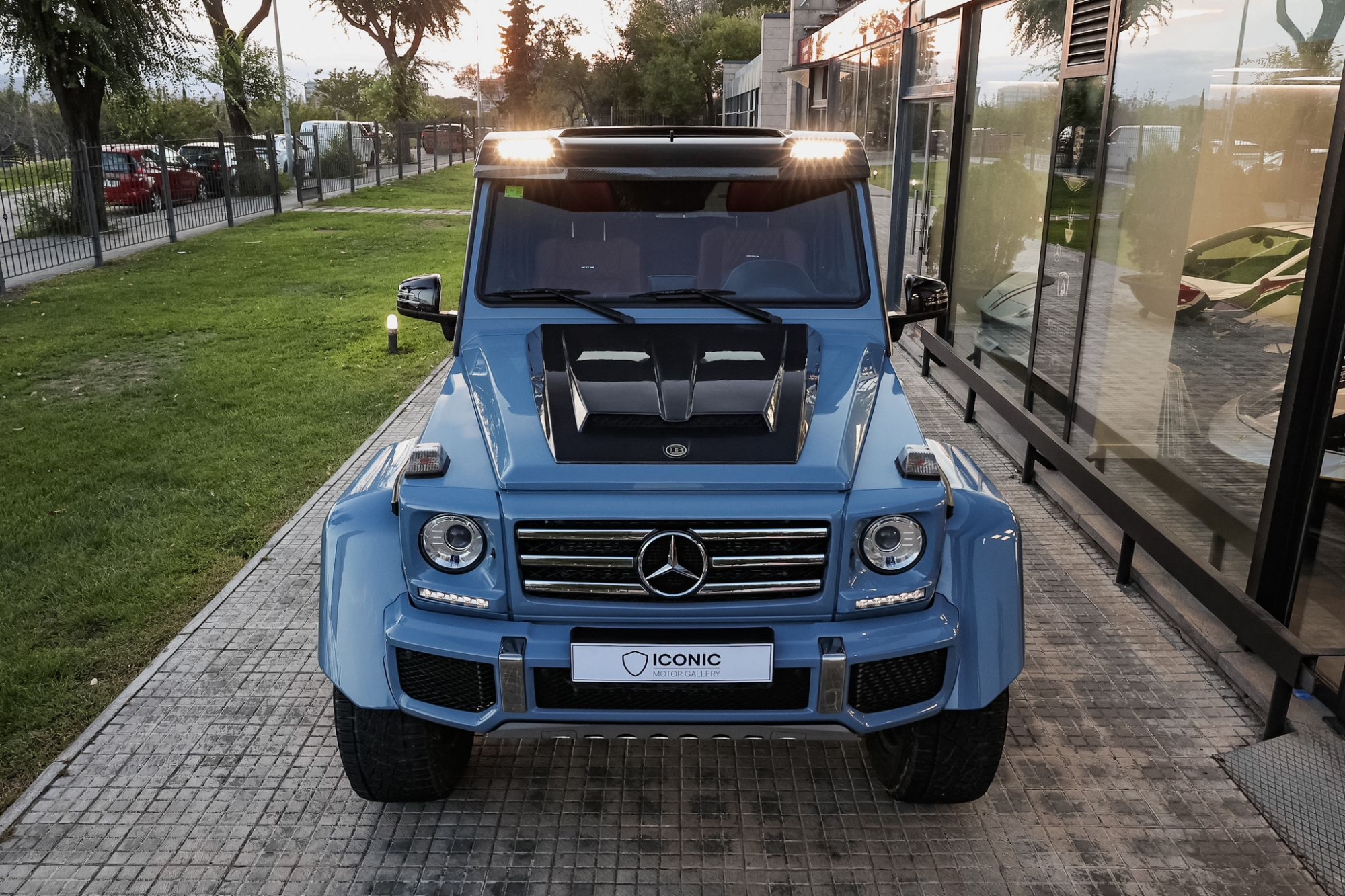 MERCEDES-BENZ G500 4x4 2