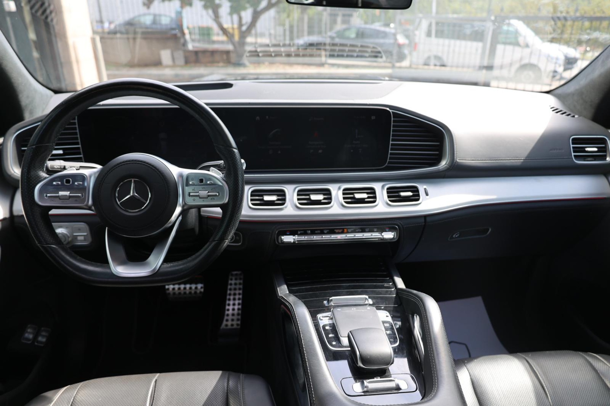 MERCEDES-BENZ GLS 400D 4MATIC