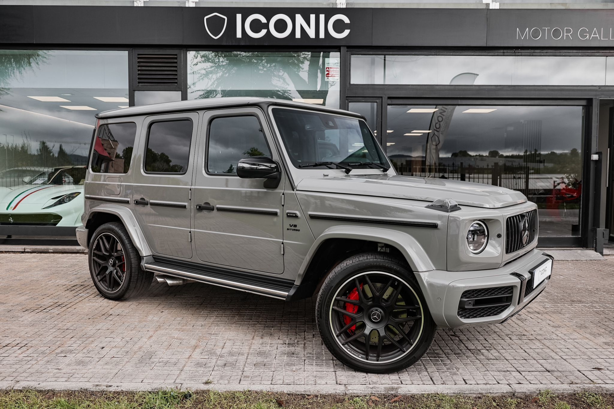 MERCEDES BENZ AMG G63