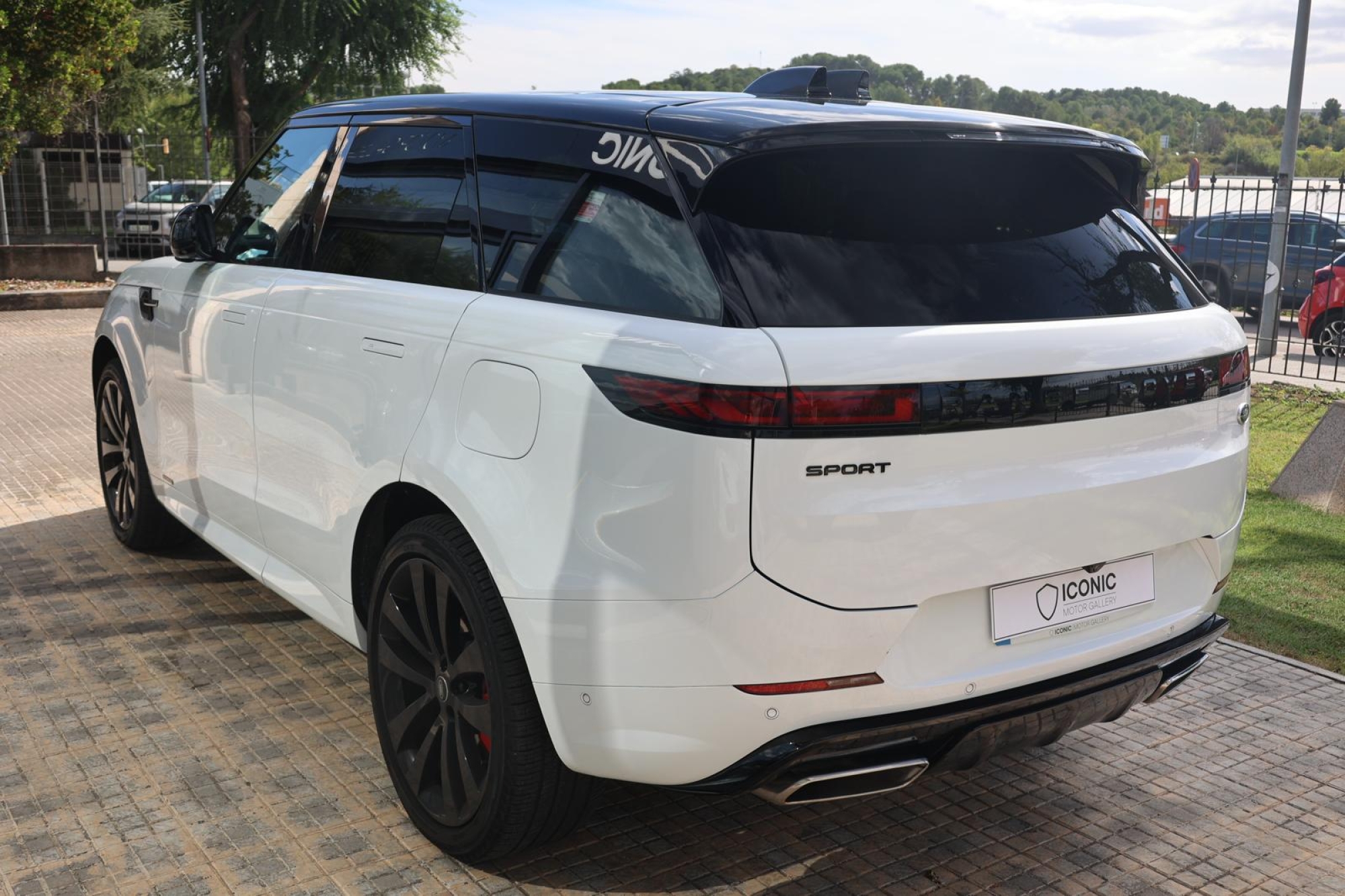 LAND ROVER RANGE ROVER SPORT HYBRID