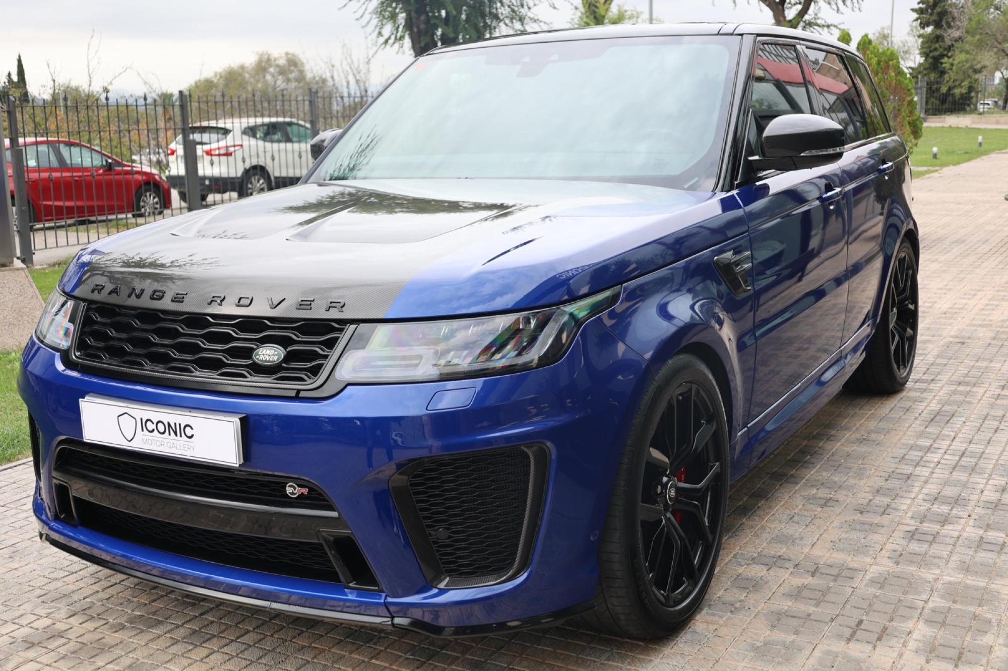 LAND ROVER RANGE ROVER SPORT SVR 