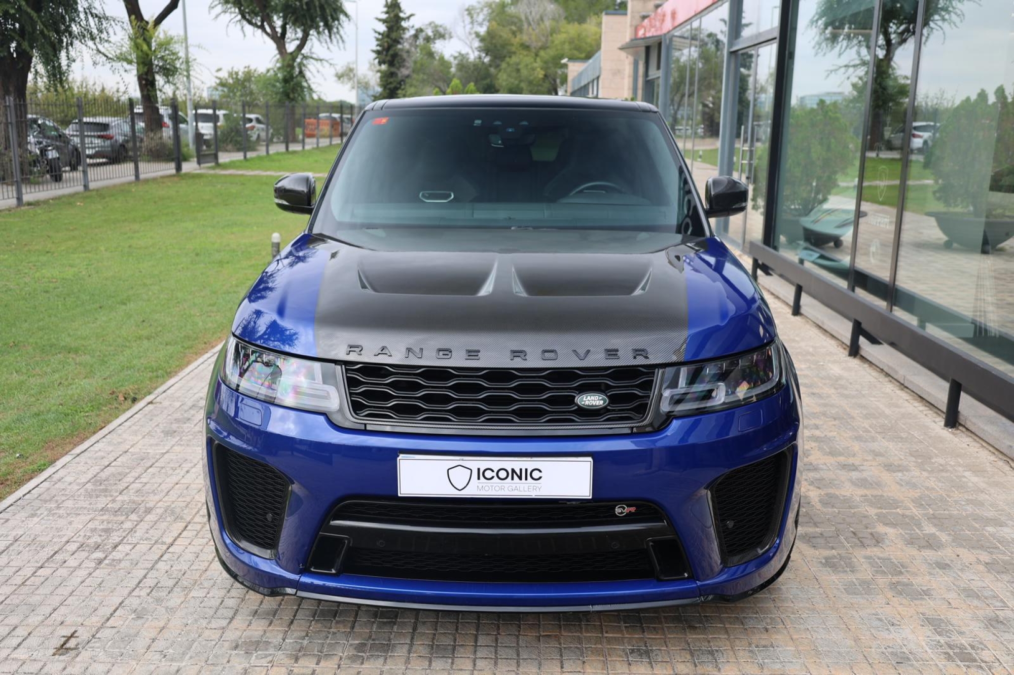 LAND ROVER RANGE ROVER SPORT SVR 