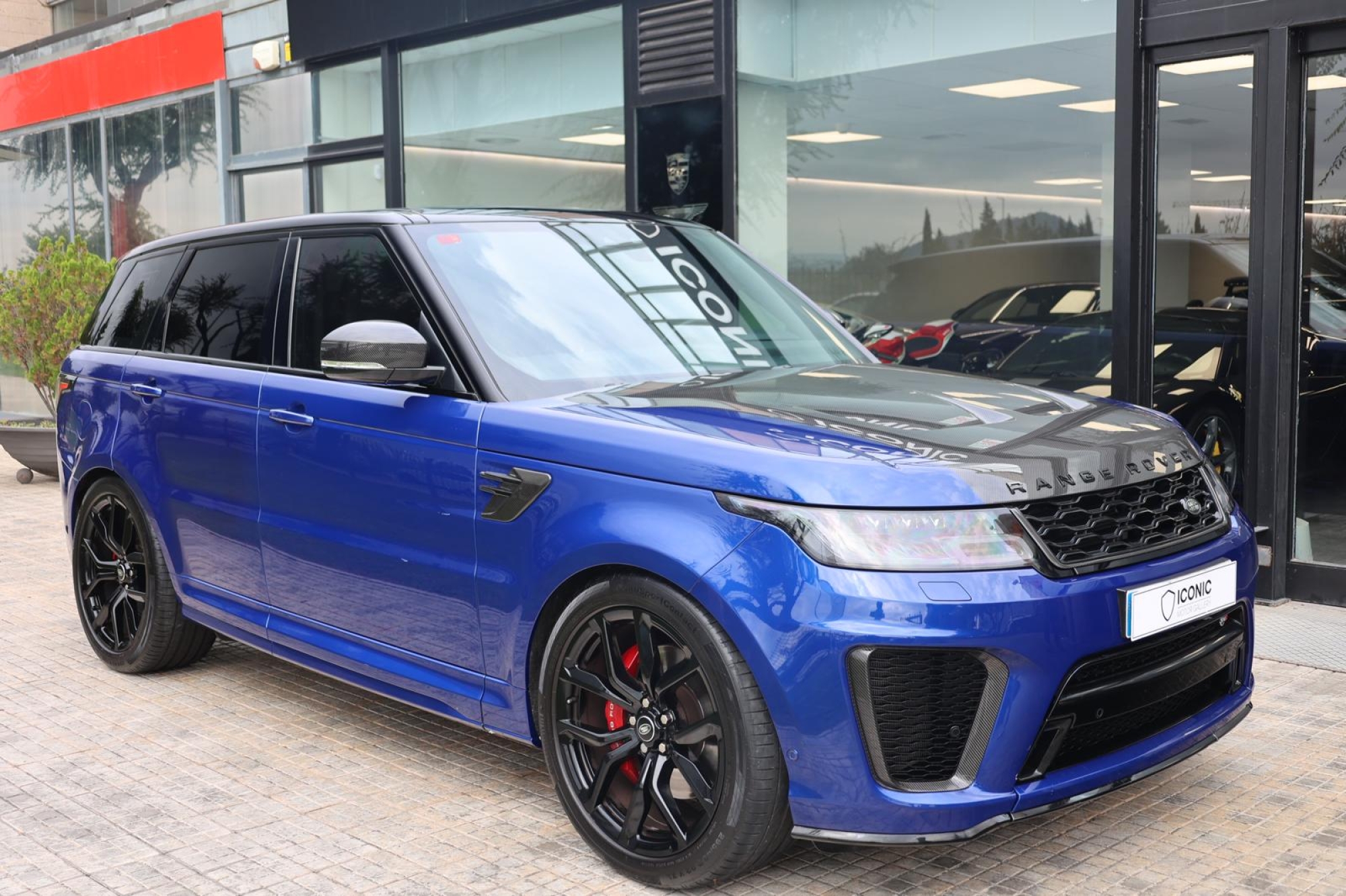 LAND ROVER RANGE ROVER SPORT SVR 