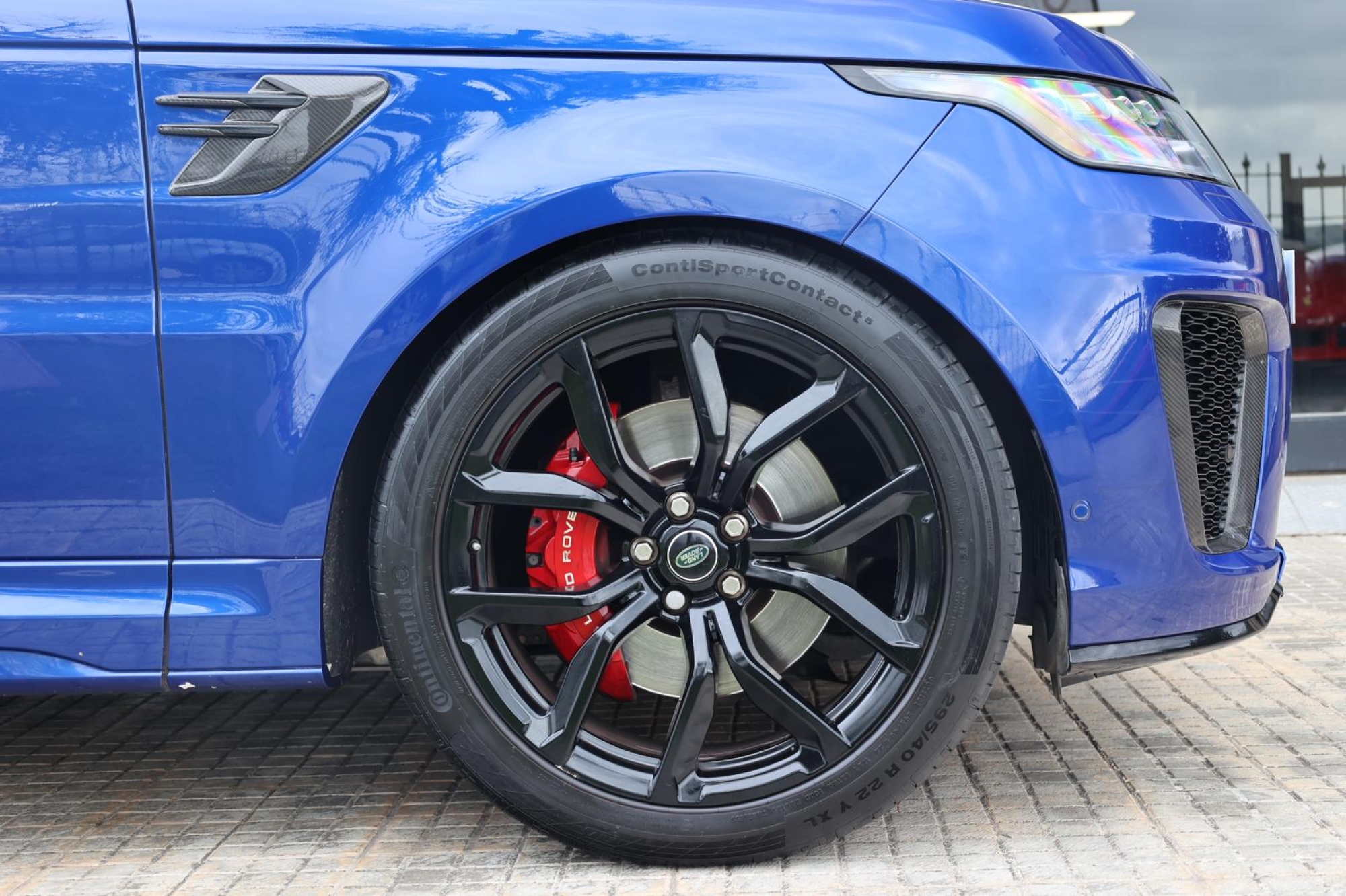 LAND ROVER RANGE ROVER SPORT SVR 