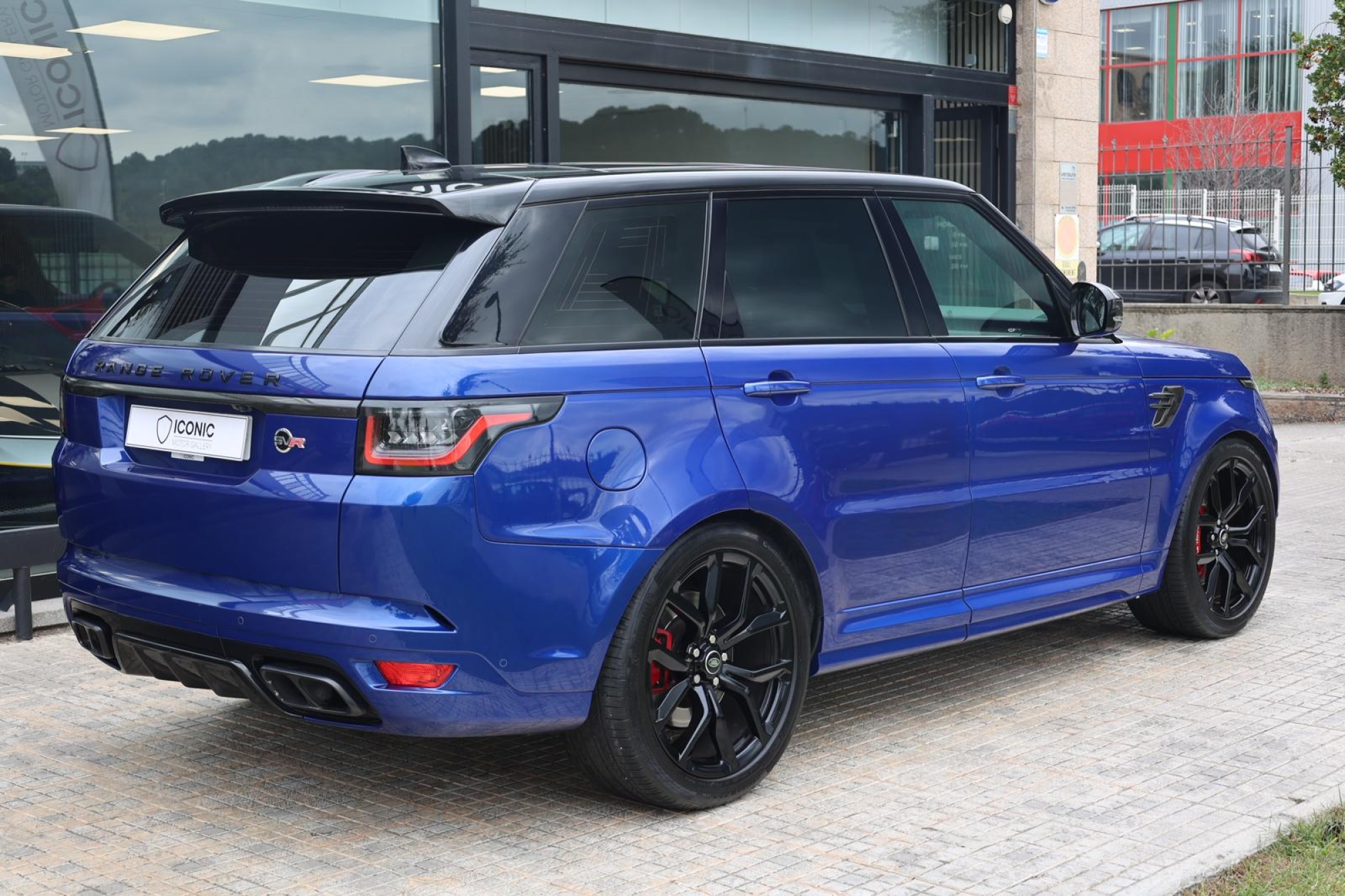 LAND ROVER RANGE ROVER SPORT SVR 